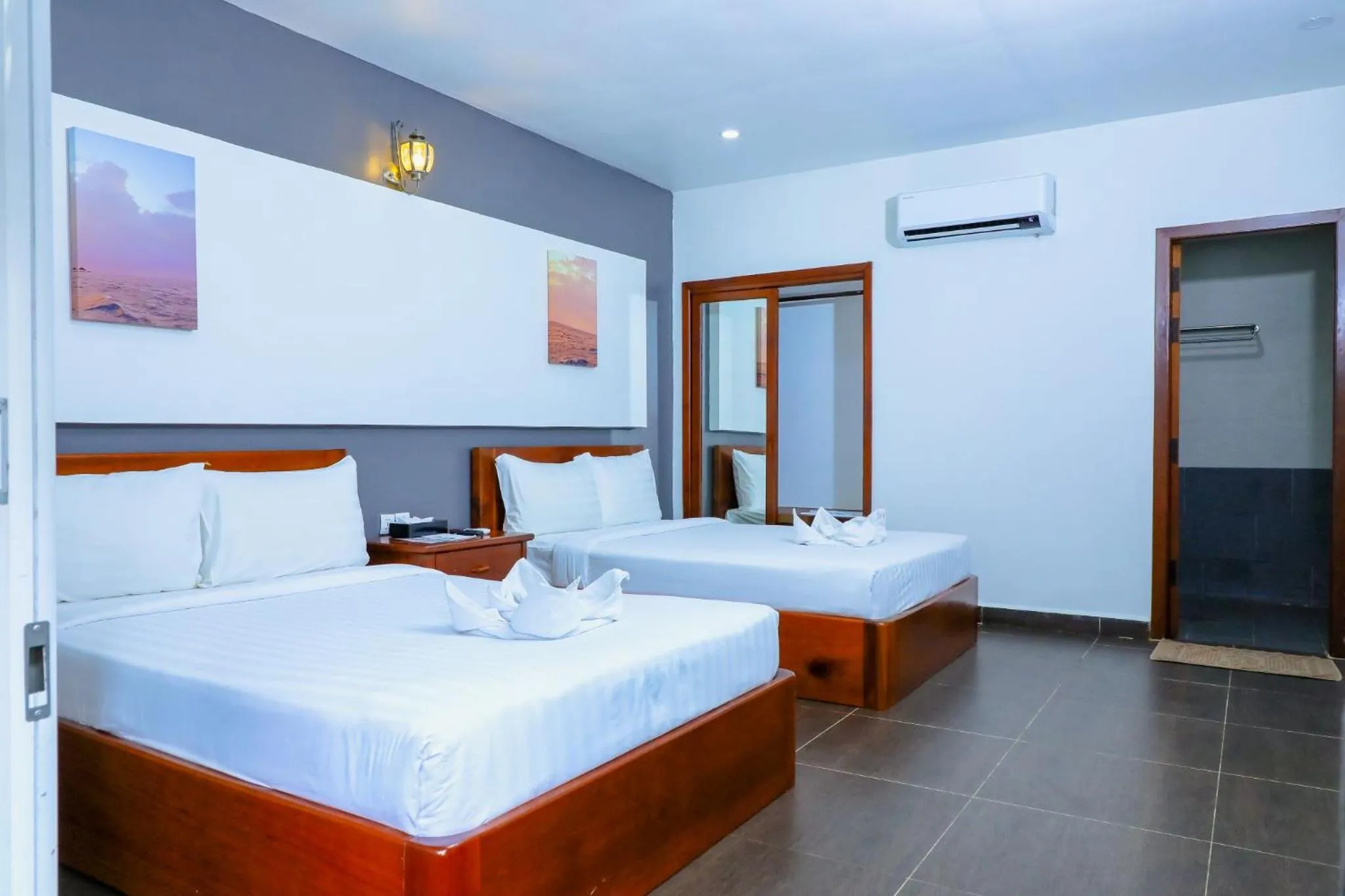 Property building, Bed in Sea Breeze Resort