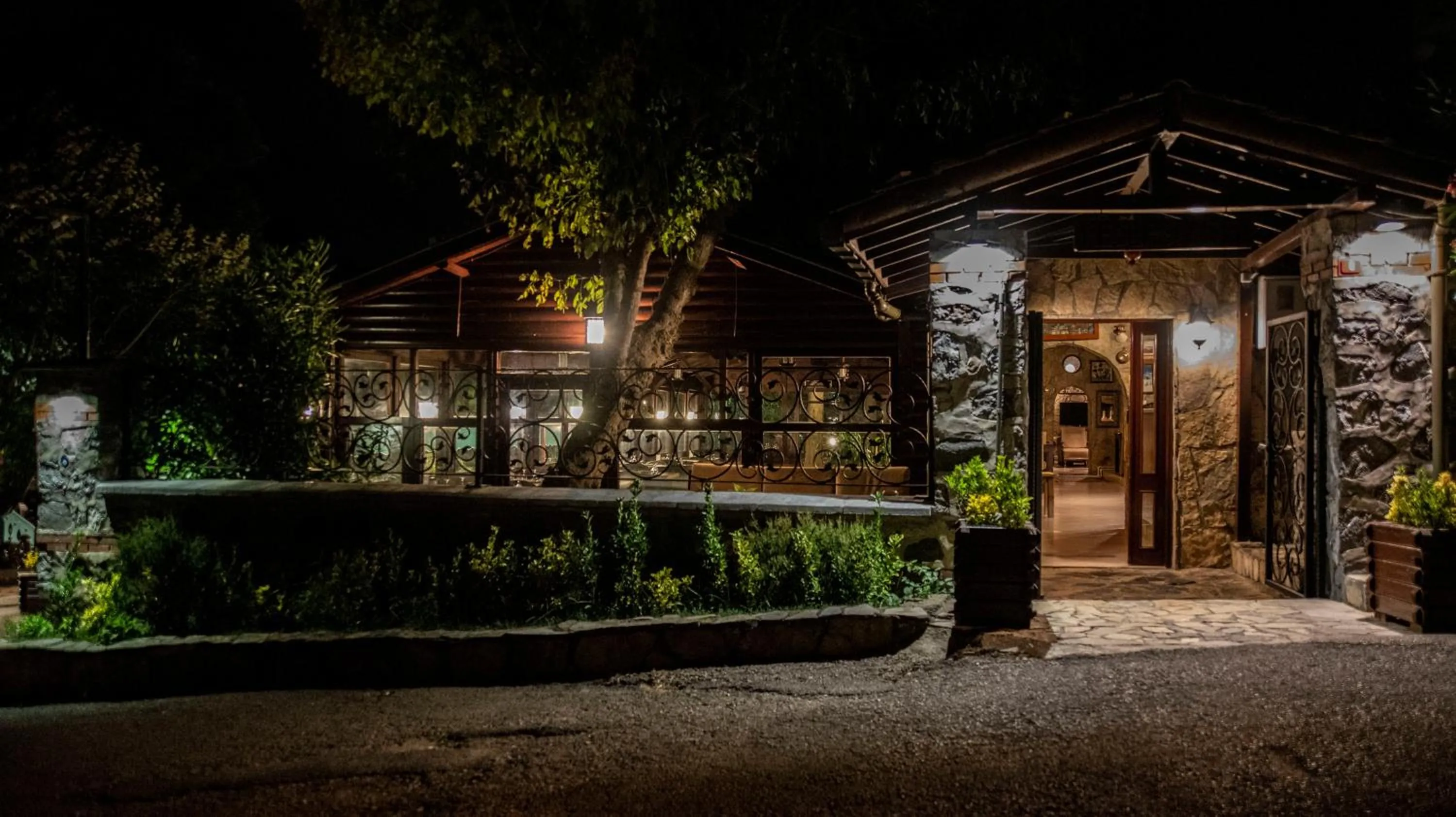 Facade/entrance in Fener Motel