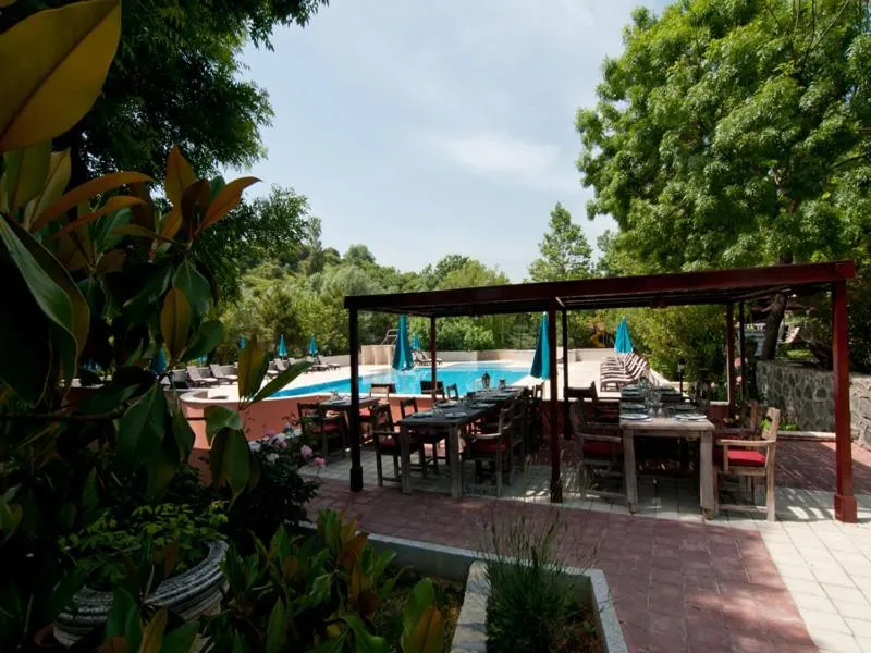 Area and facilities in Fener Motel