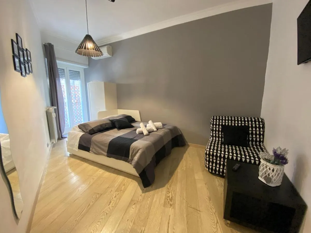 Bed in The house of St. Peter