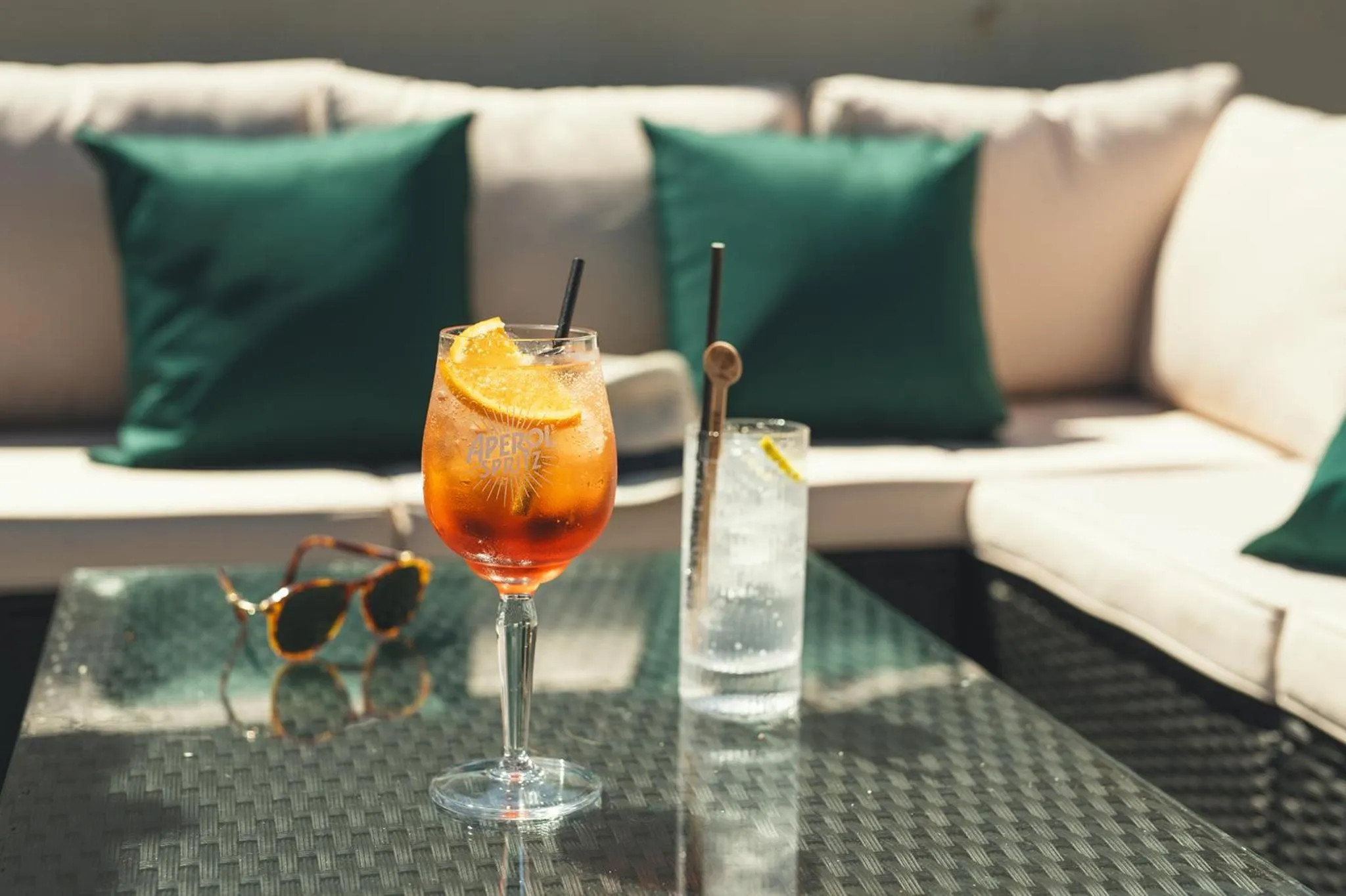 Food and drinks in Stoke Lodge Hotel