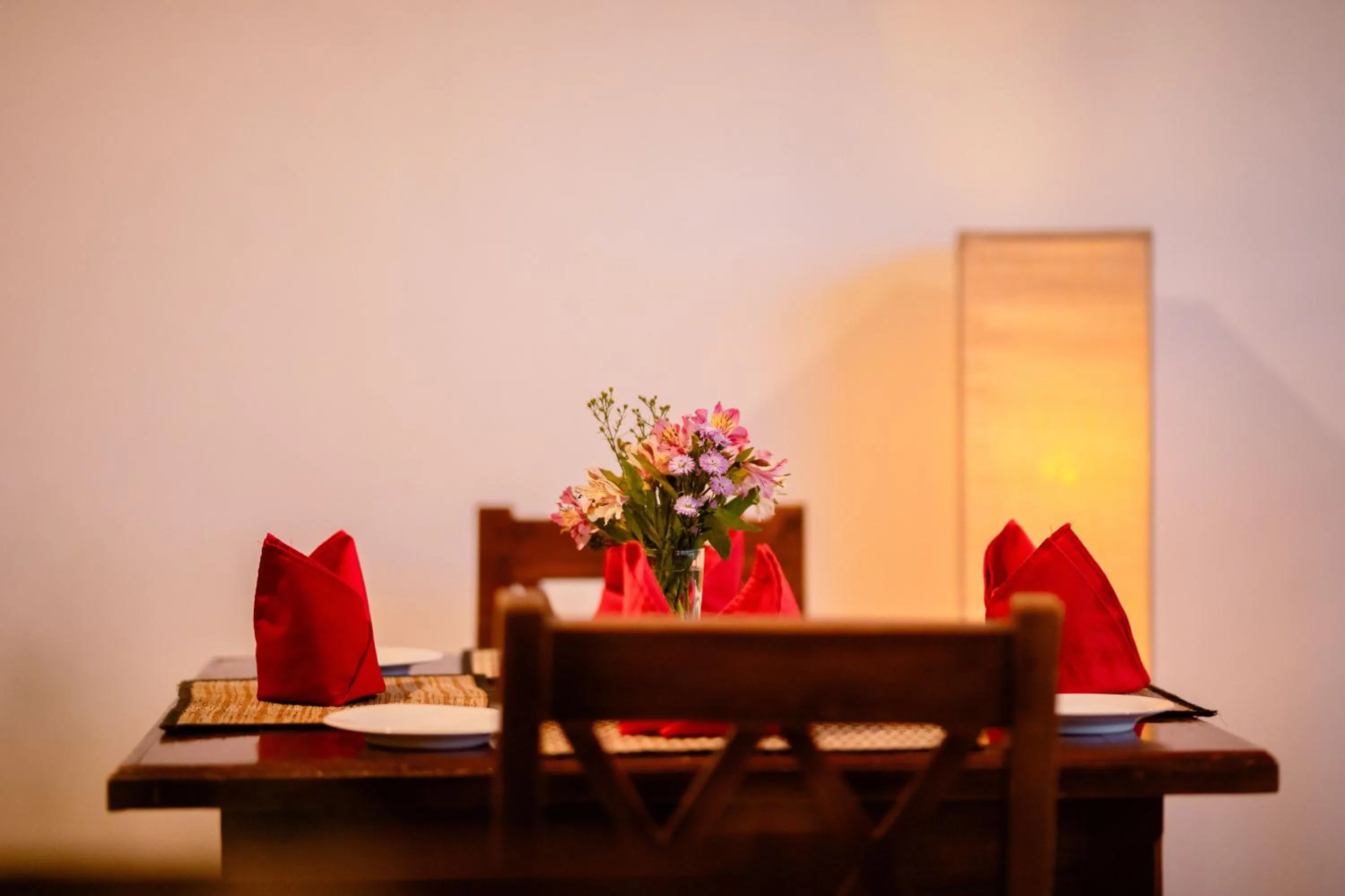 Dining area in Lake Wind Resort