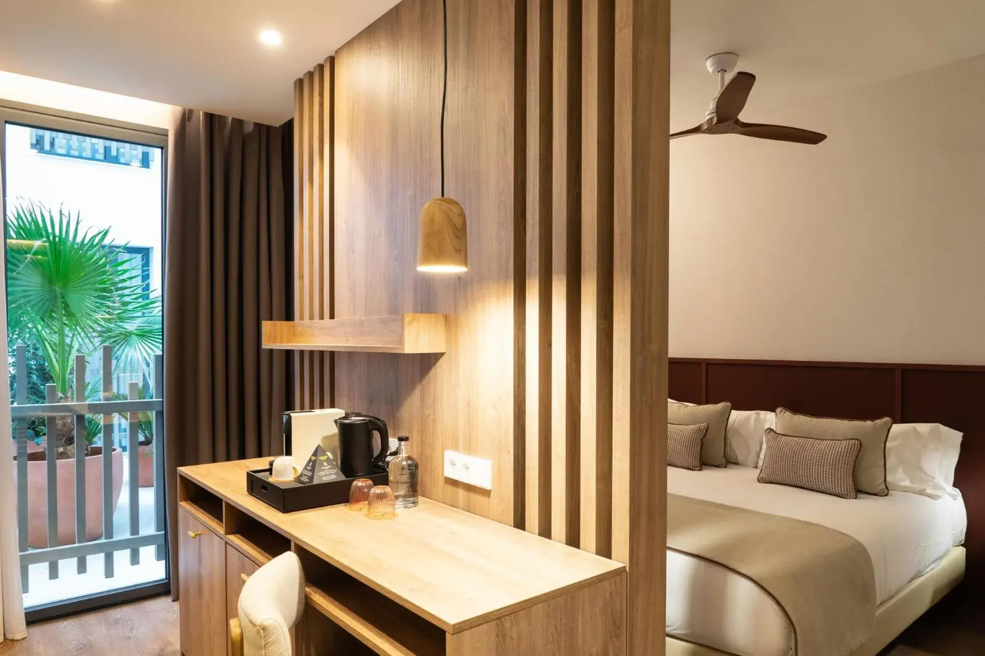 Double or Twin Room in Hotel Well and Come Málaga Double or Twin Room in Hotel Well and Come Málaga