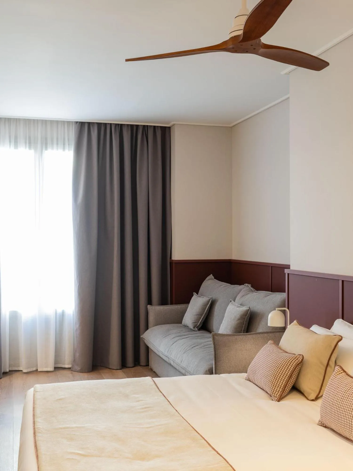 Deluxe Family Room in Hotel Well and Come Málaga