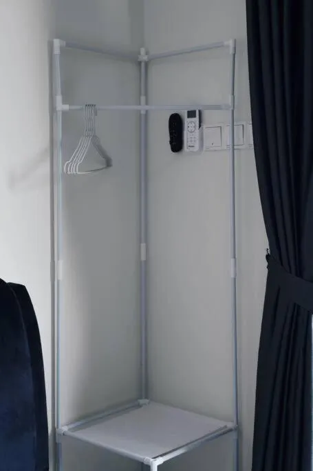 CUBE8TEEN#Austin Central #Walk to Little Paris