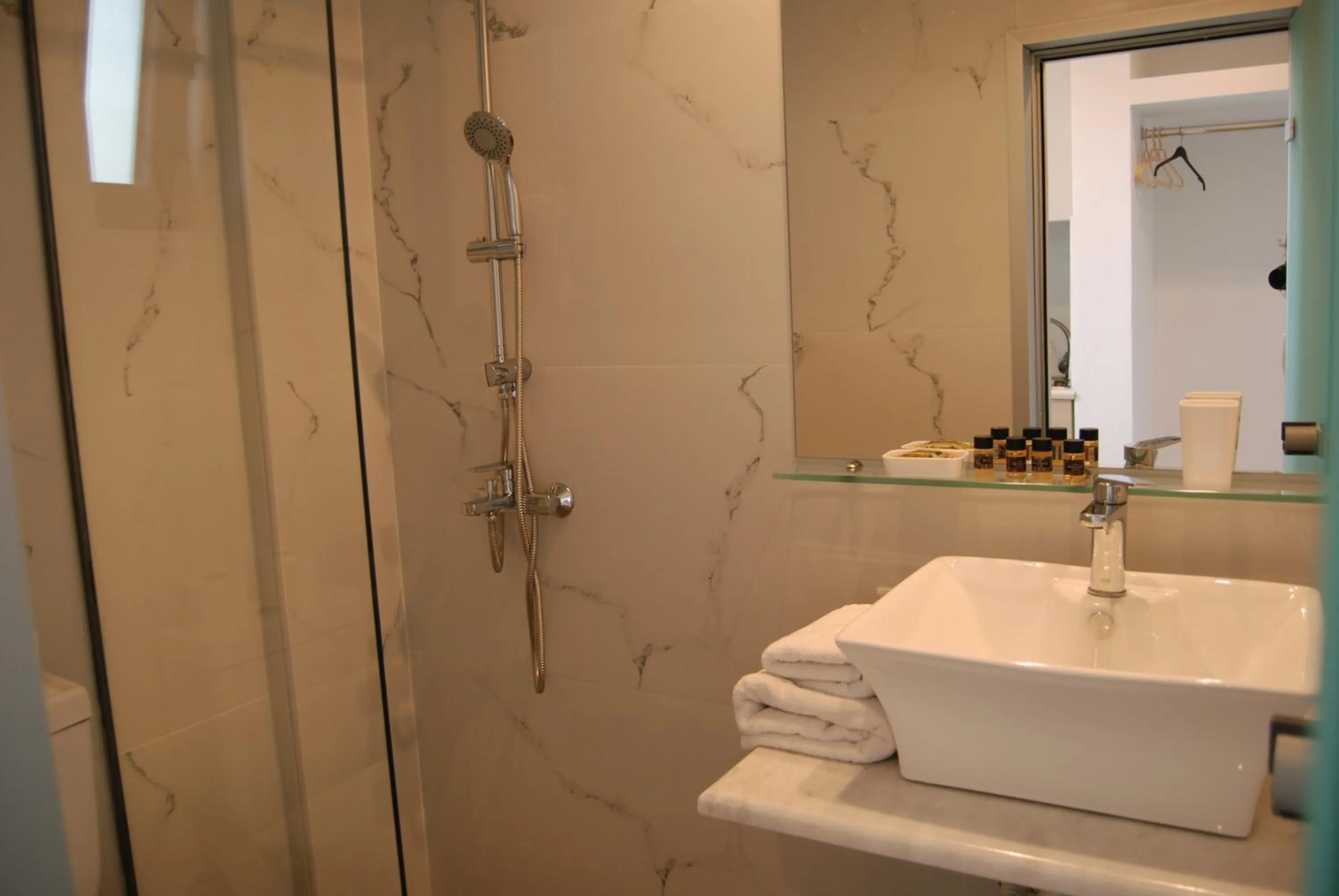 Shower in Artemis Studios