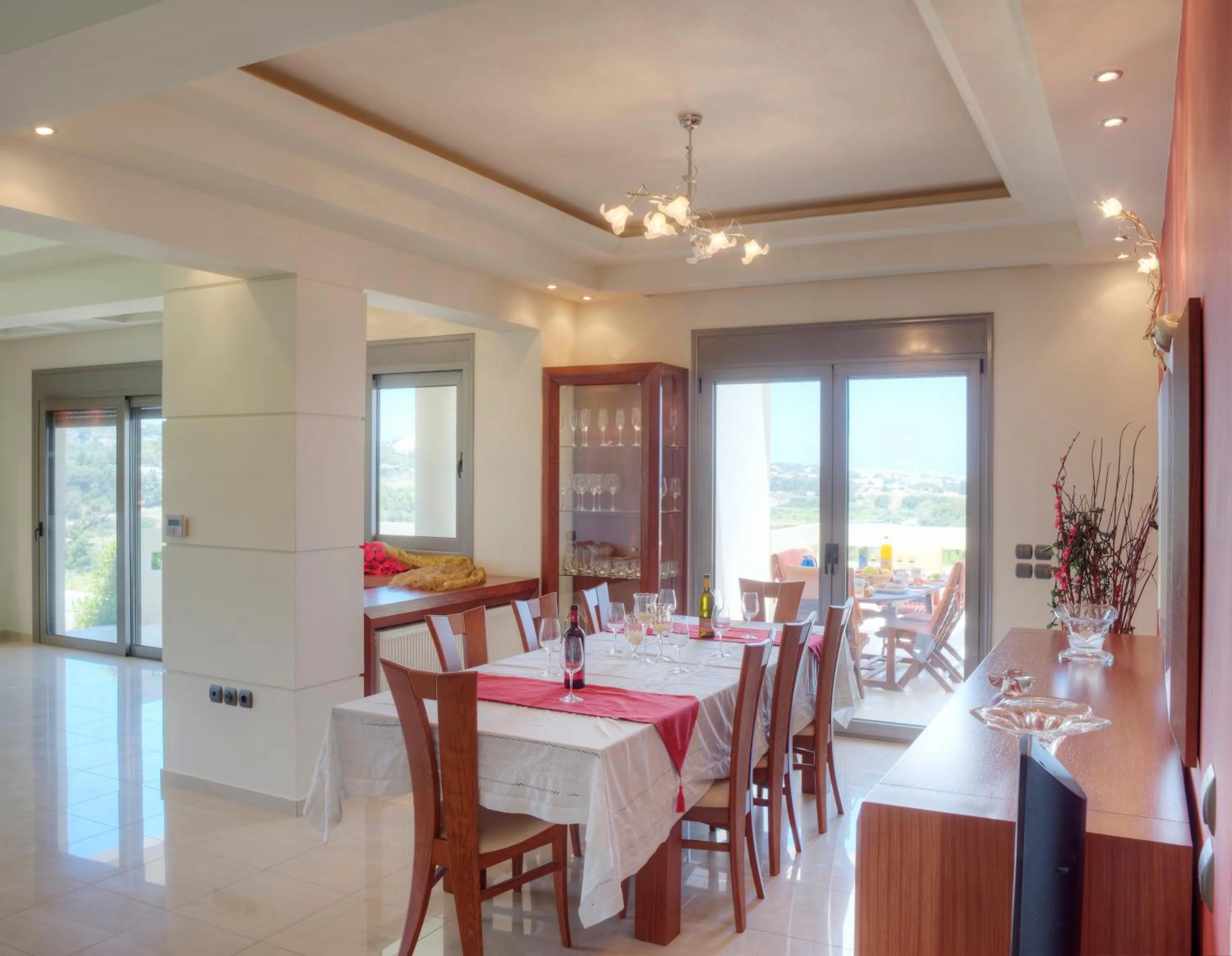 Dining area in Villa Artemis
