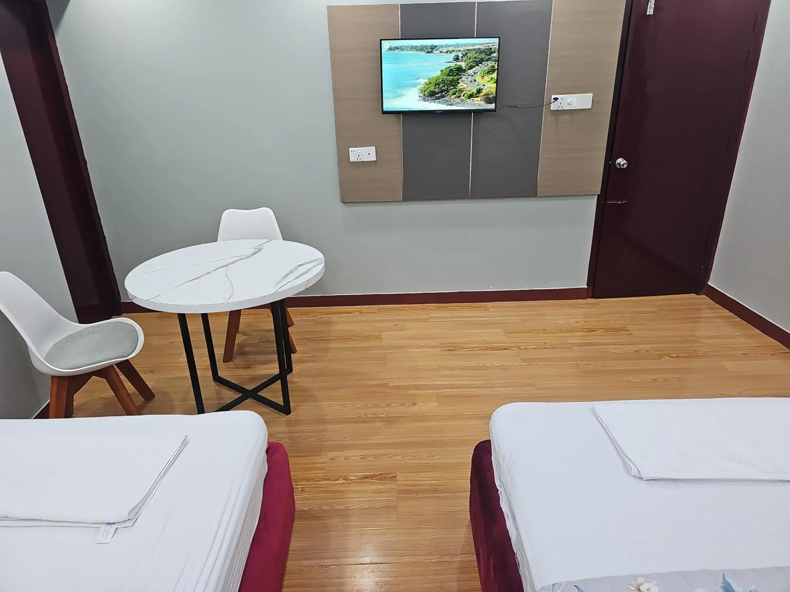 Deluxe Double Room in Hotel Family Inn Deluxe Double Room in Hotel Family Inn