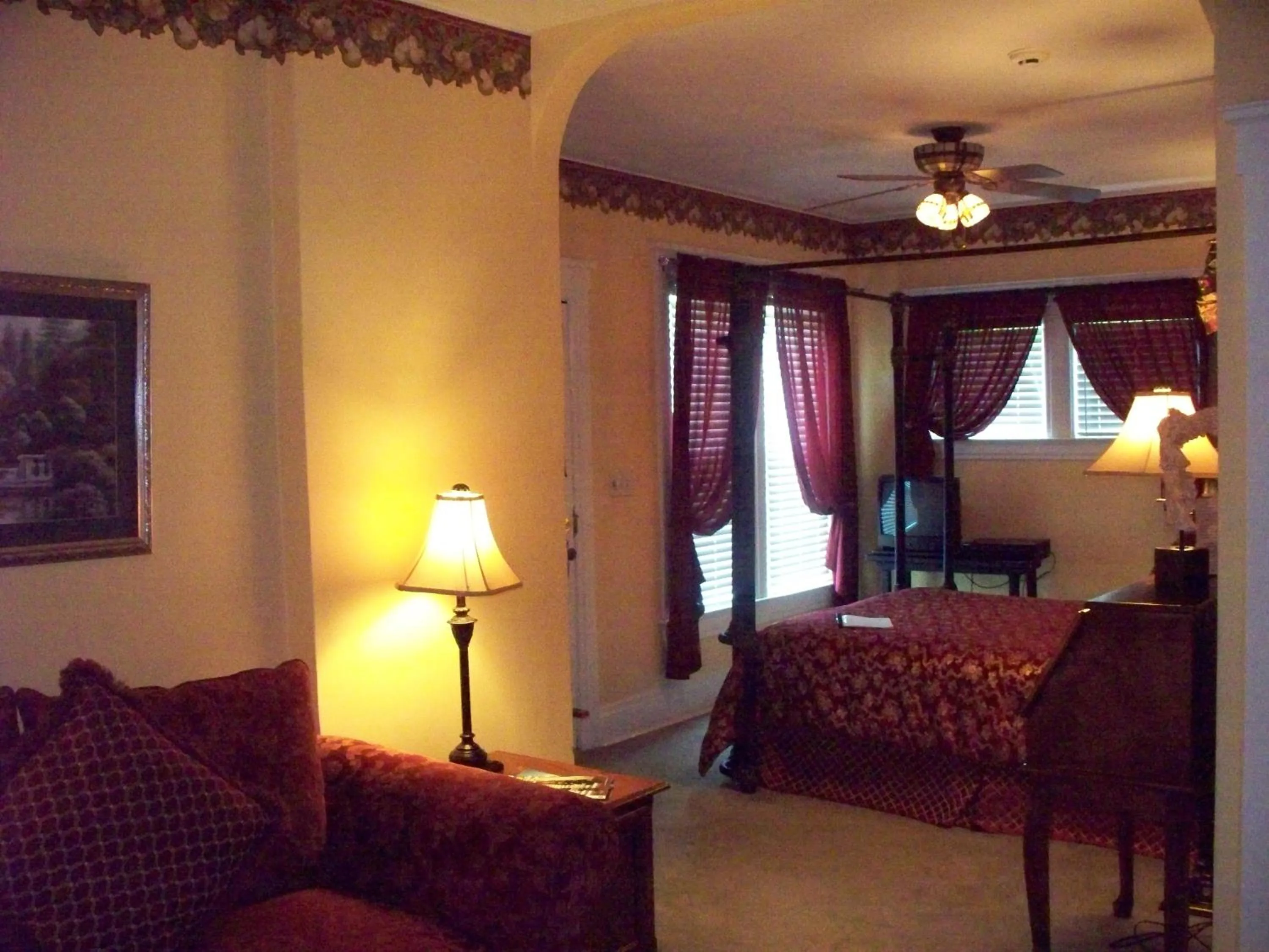 Photo of the whole room in Inn at 835 Boutique Hotel