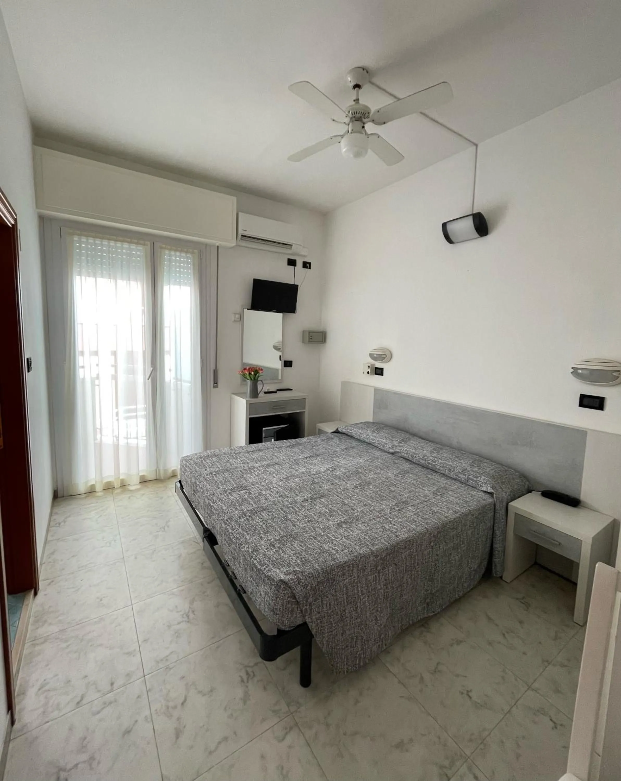 Bedroom, Bed in Hotel Haway