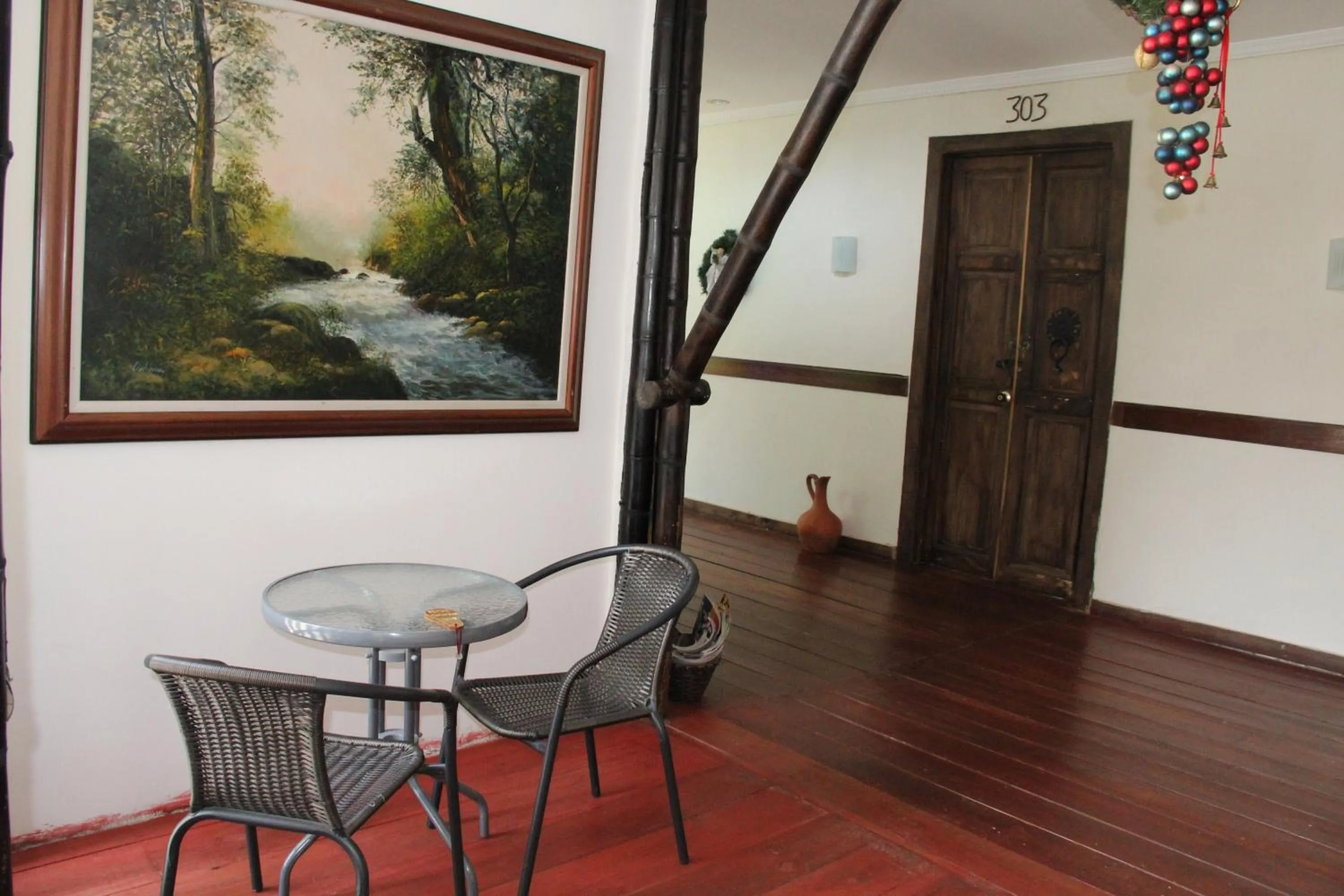 Lounge or bar in Hotel Colonial - Salamina Caldas