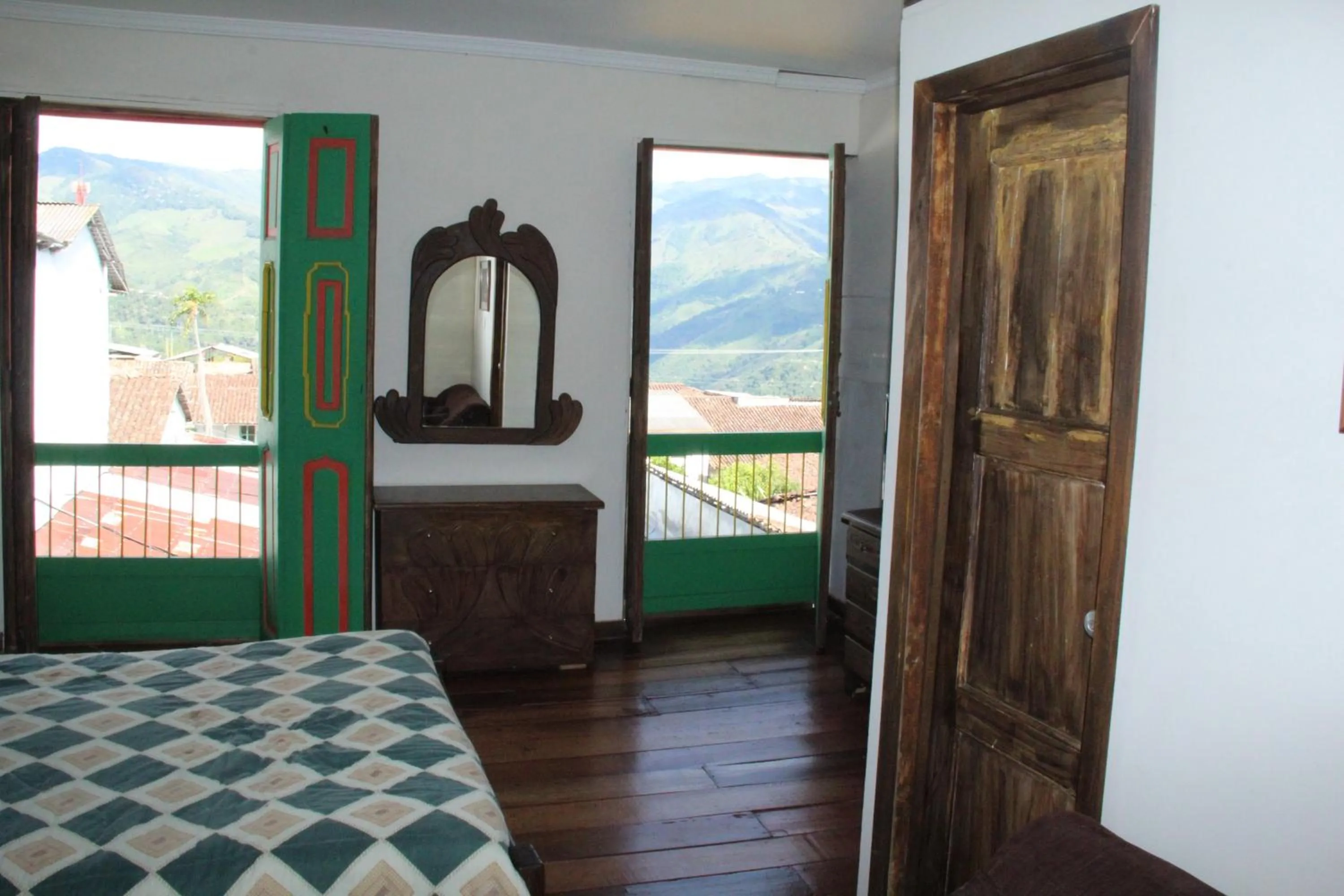 Bed in Hotel Colonial - Salamina Caldas