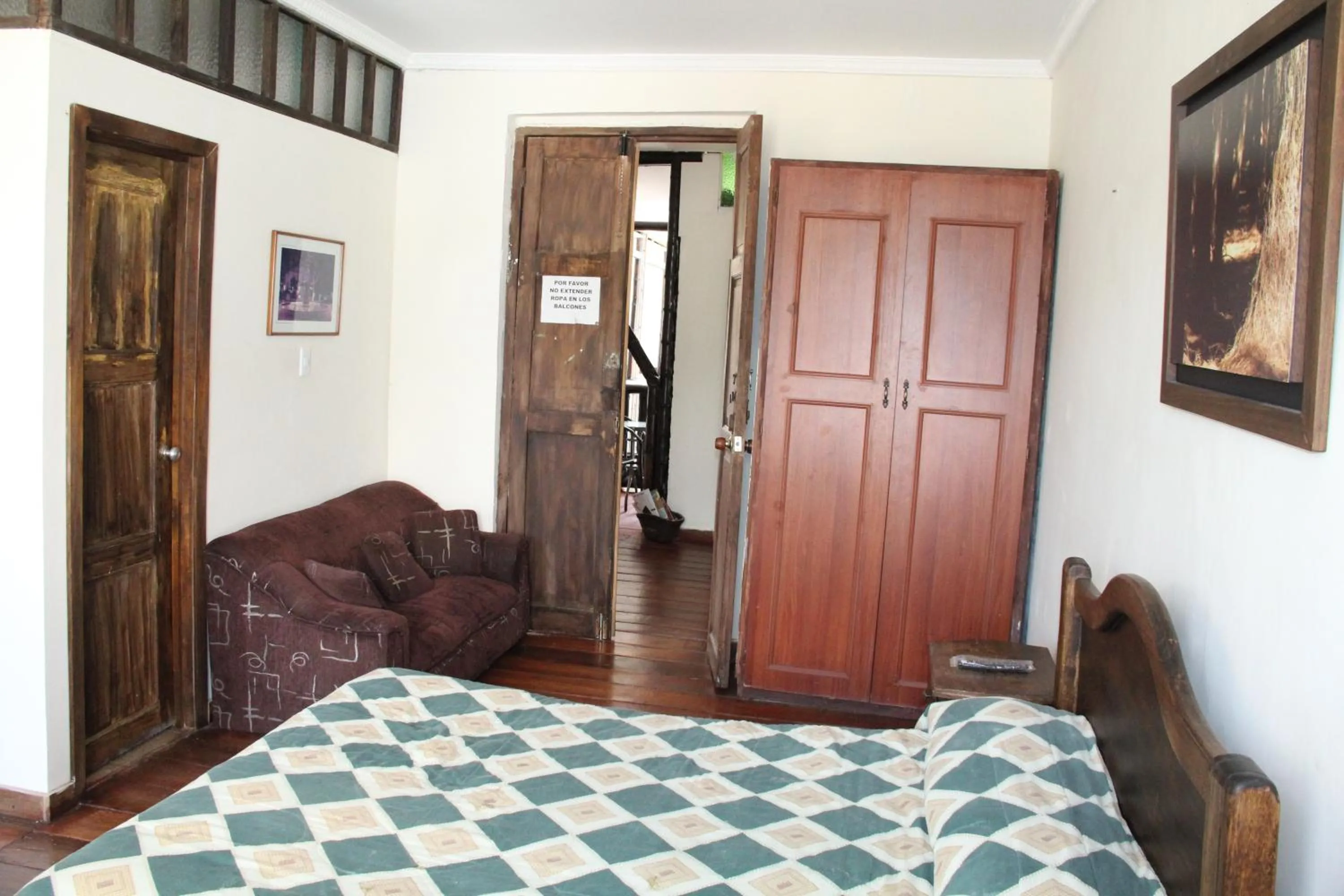 Bed in Hotel Colonial - Salamina Caldas