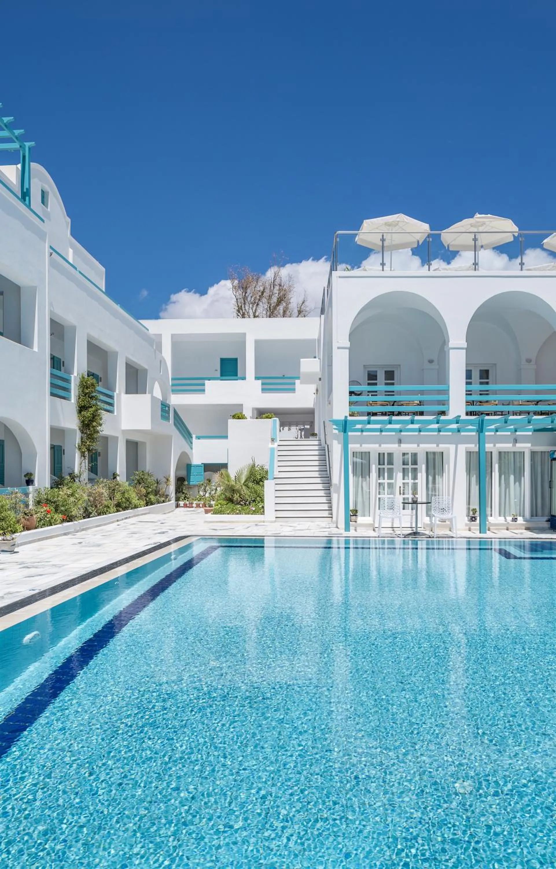 Swimming pool in Santellini Hotel