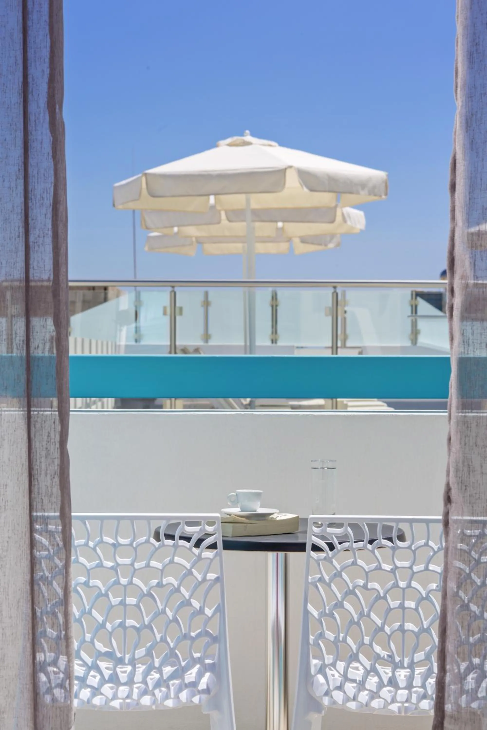 Balcony/Terrace in Santellini Hotel