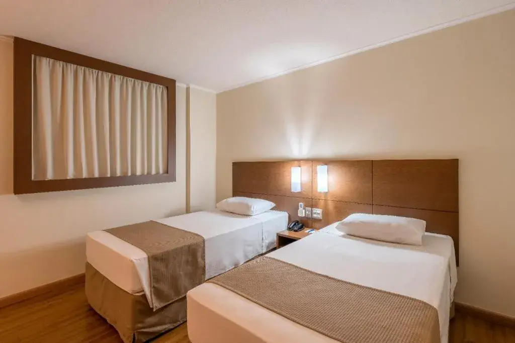 Standard Twin Room - single occupancy in Hotel Caiuá Cascavel Standard Twin Room - single occupancy in Hotel Caiuá Cascavel