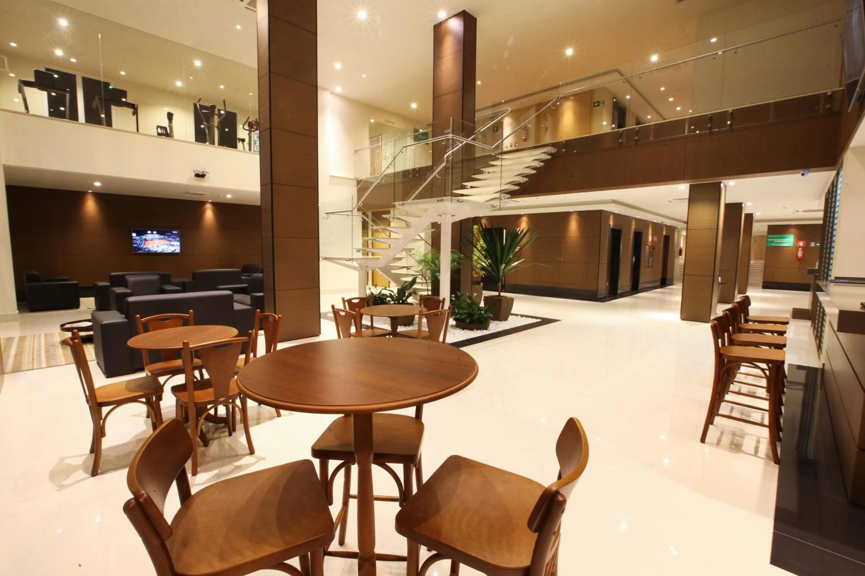Lounge or bar in Hotel Caiuá Cascavel
