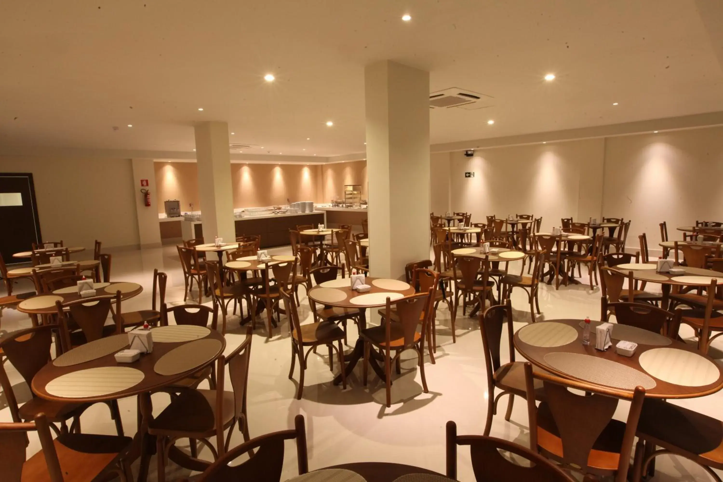 Restaurant/places to eat in Hotel Caiuá Cascavel Restaurant/places to eat in Hotel Caiuá Cascavel