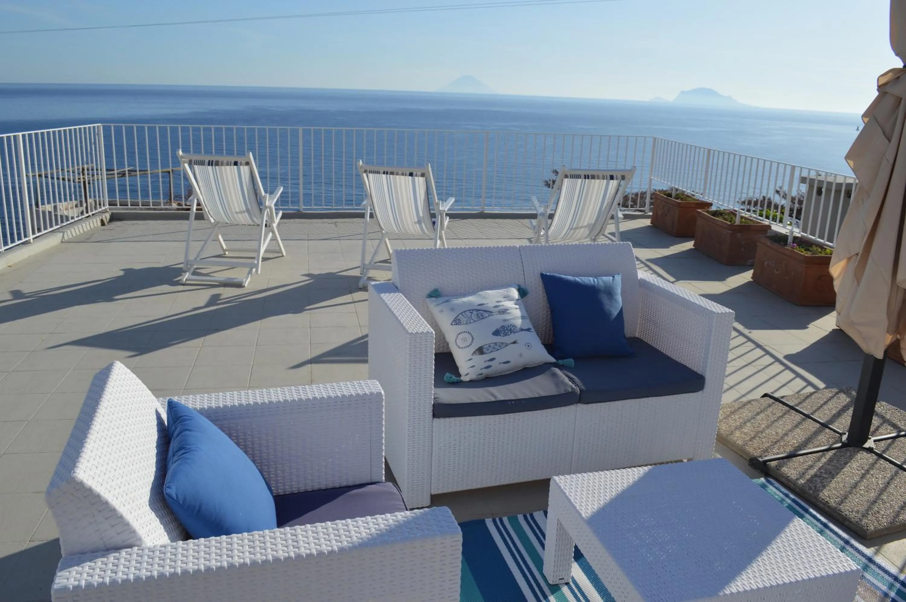 Patio in 'A Alera Room & Breakfast