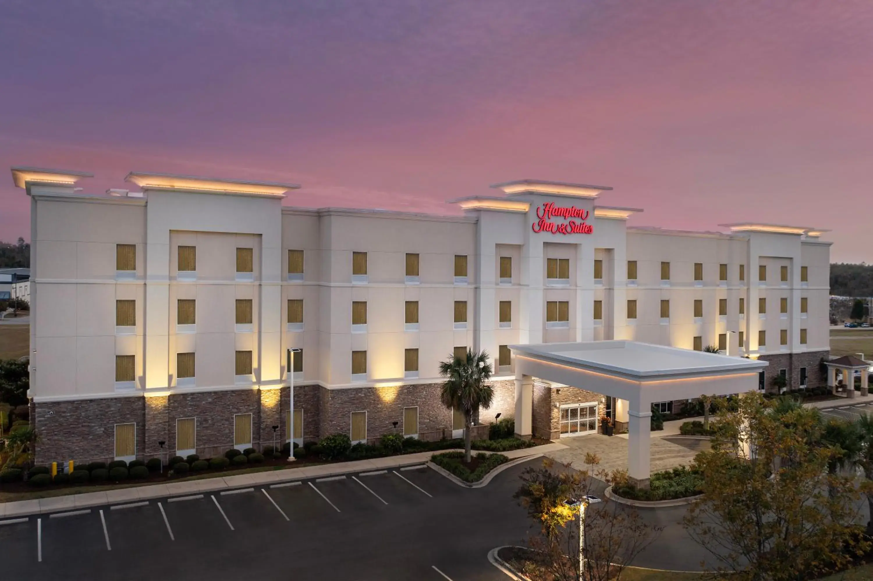 Property building in Hampton Inn & Suites Orangeburg, SC Property building in Hampton Inn & Suites Orangeburg, SC