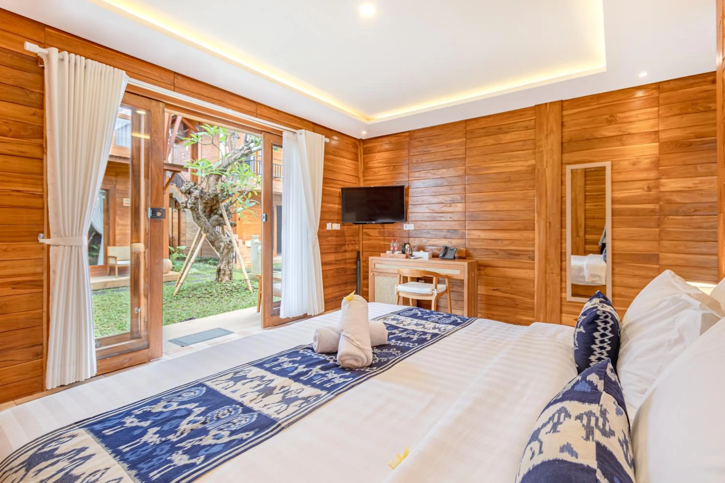 Bed in Anartha Resort Jimbaran By Kubu GWK