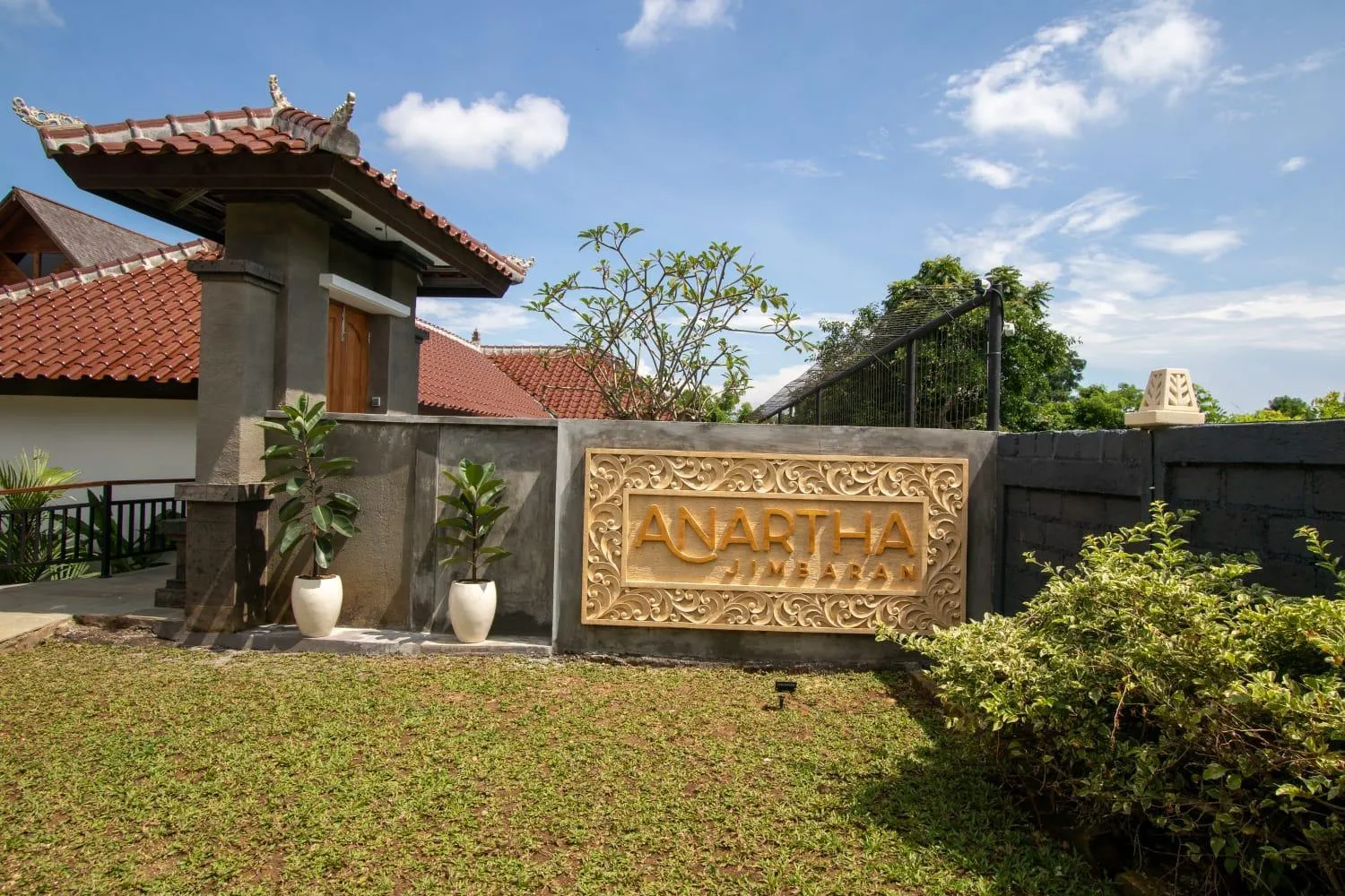 Garden view in Anartha Resort Jimbaran By Kubu GWK