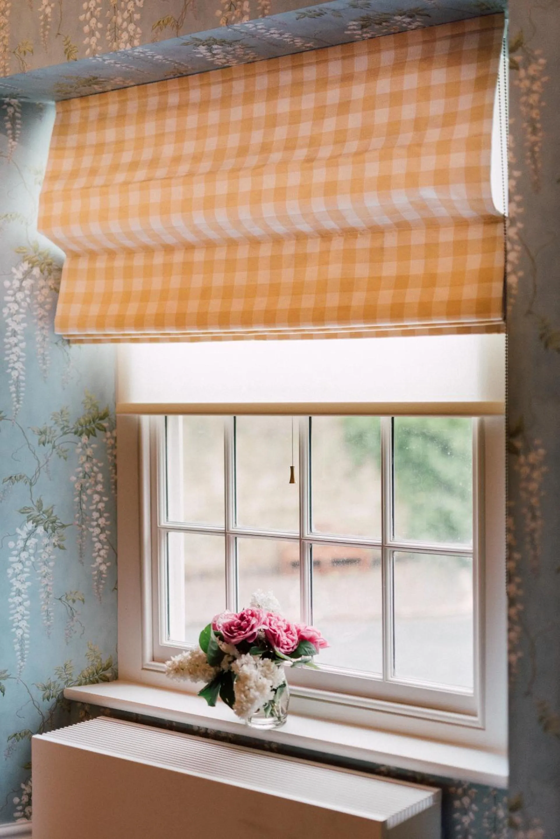 Bedroom in The Milbank Arms