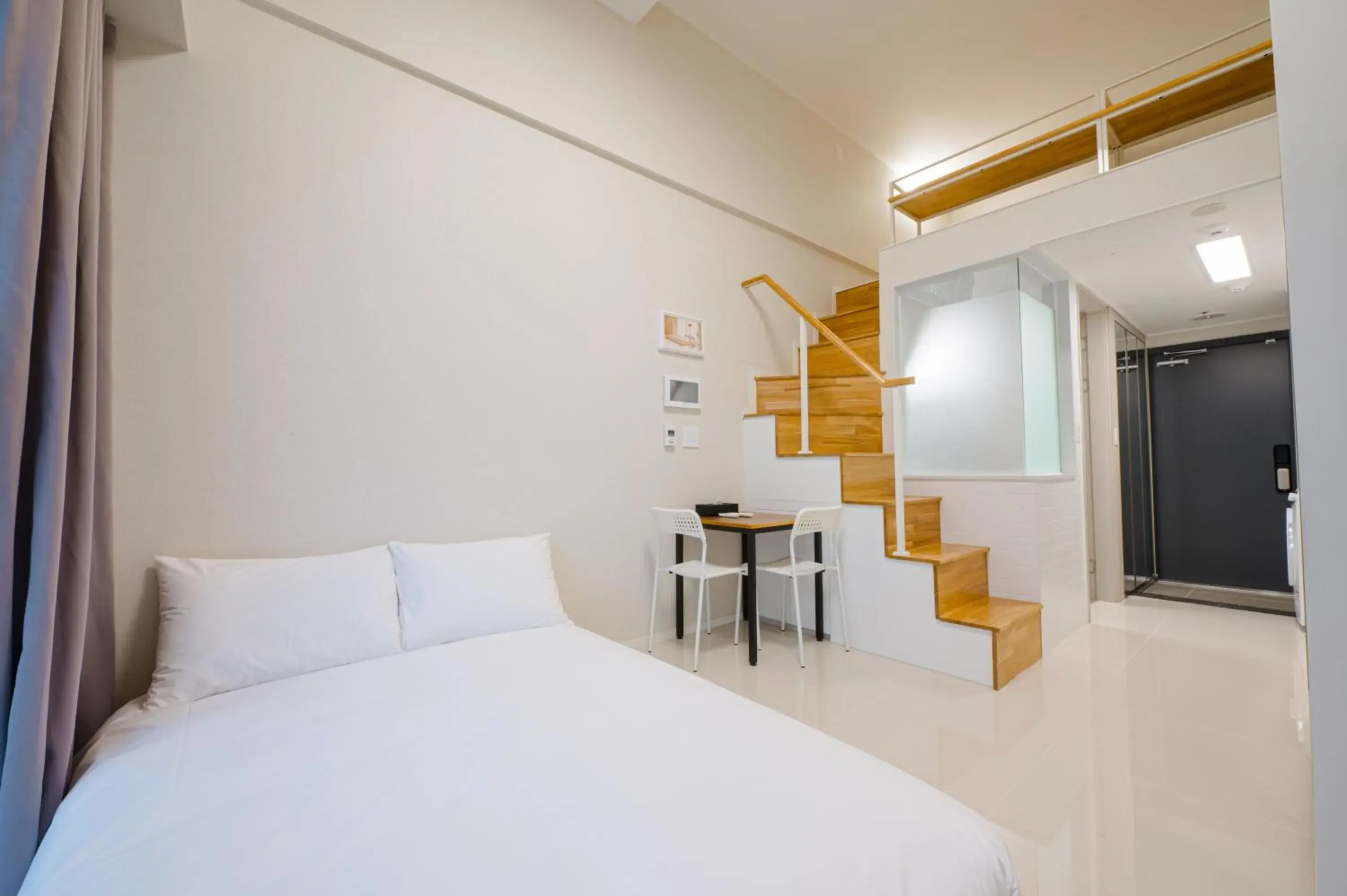 Bed in Blue Ocean Hotel 3 Bed in Blue Ocean Hotel 3