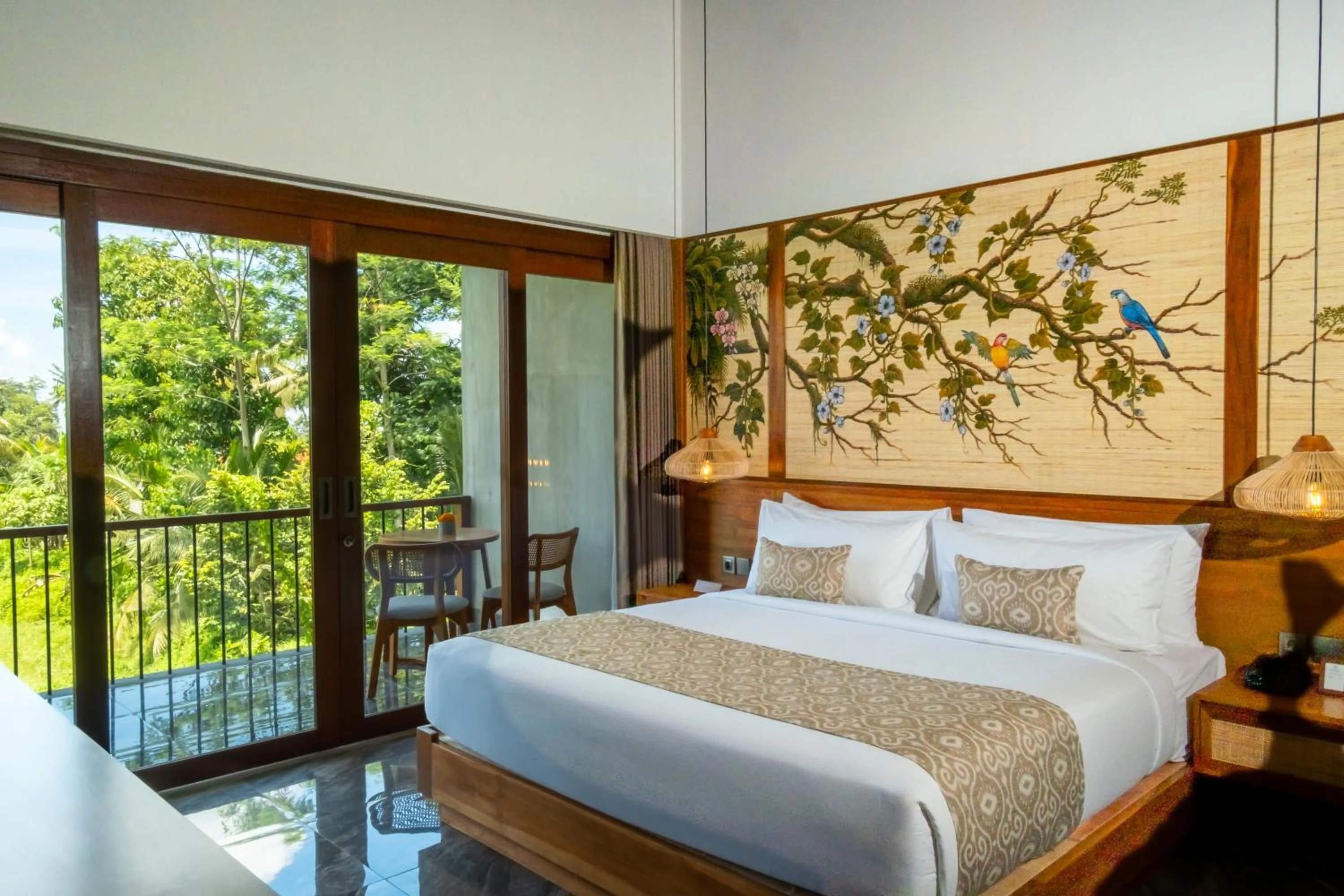 Bed in Emana Akatara