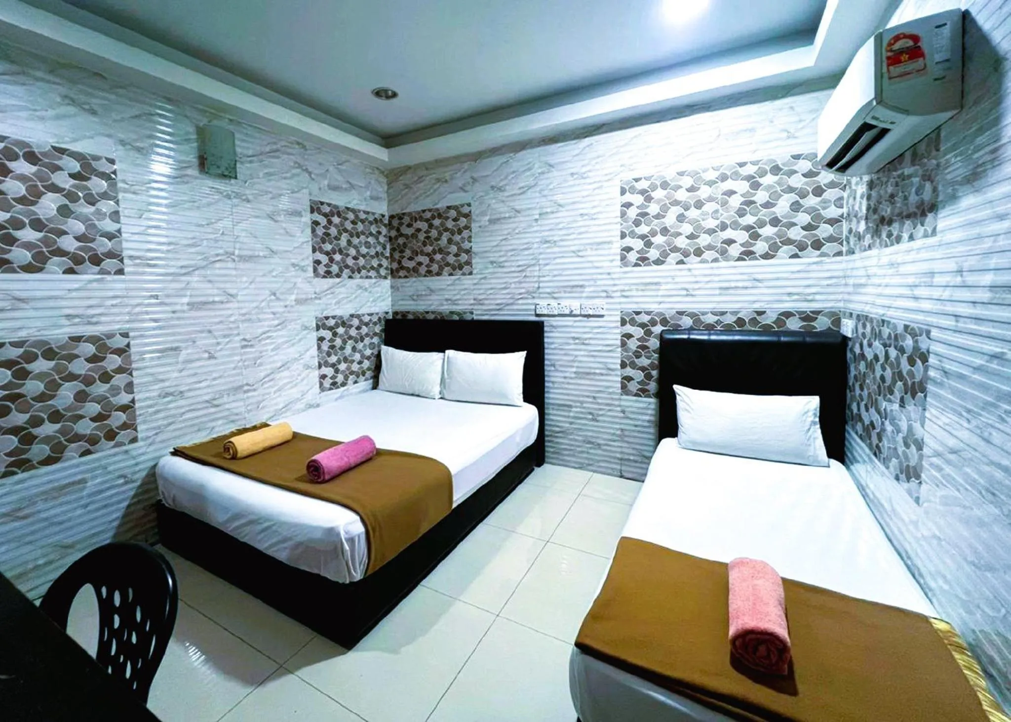 air conditioner, Bed in ARK Hotel New Wave Shah Alam