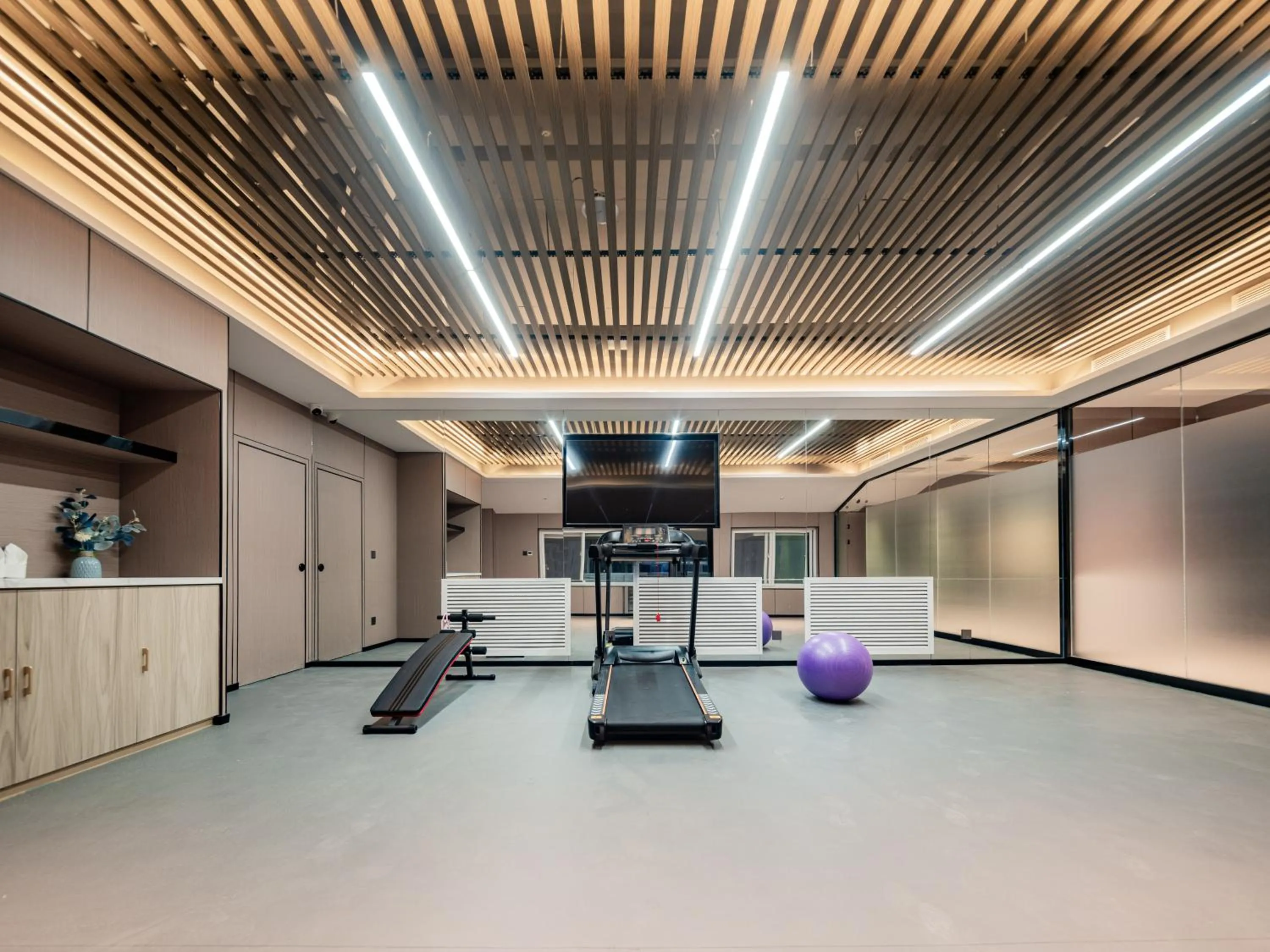 Fitness centre/facilities in Echarm Hotel Xi'an Chanba International Exhibition Center
