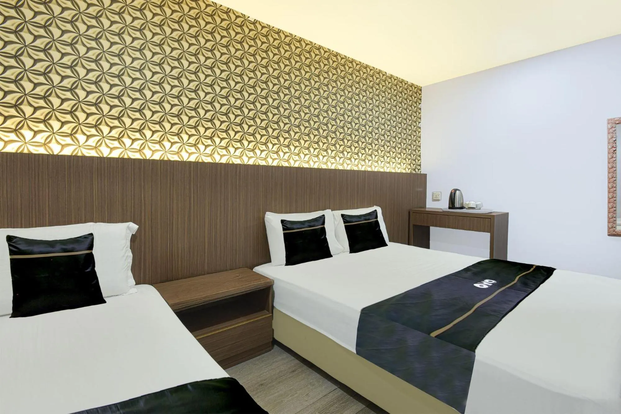 Bedroom, Bed in Hotel O Hotel Hamilas