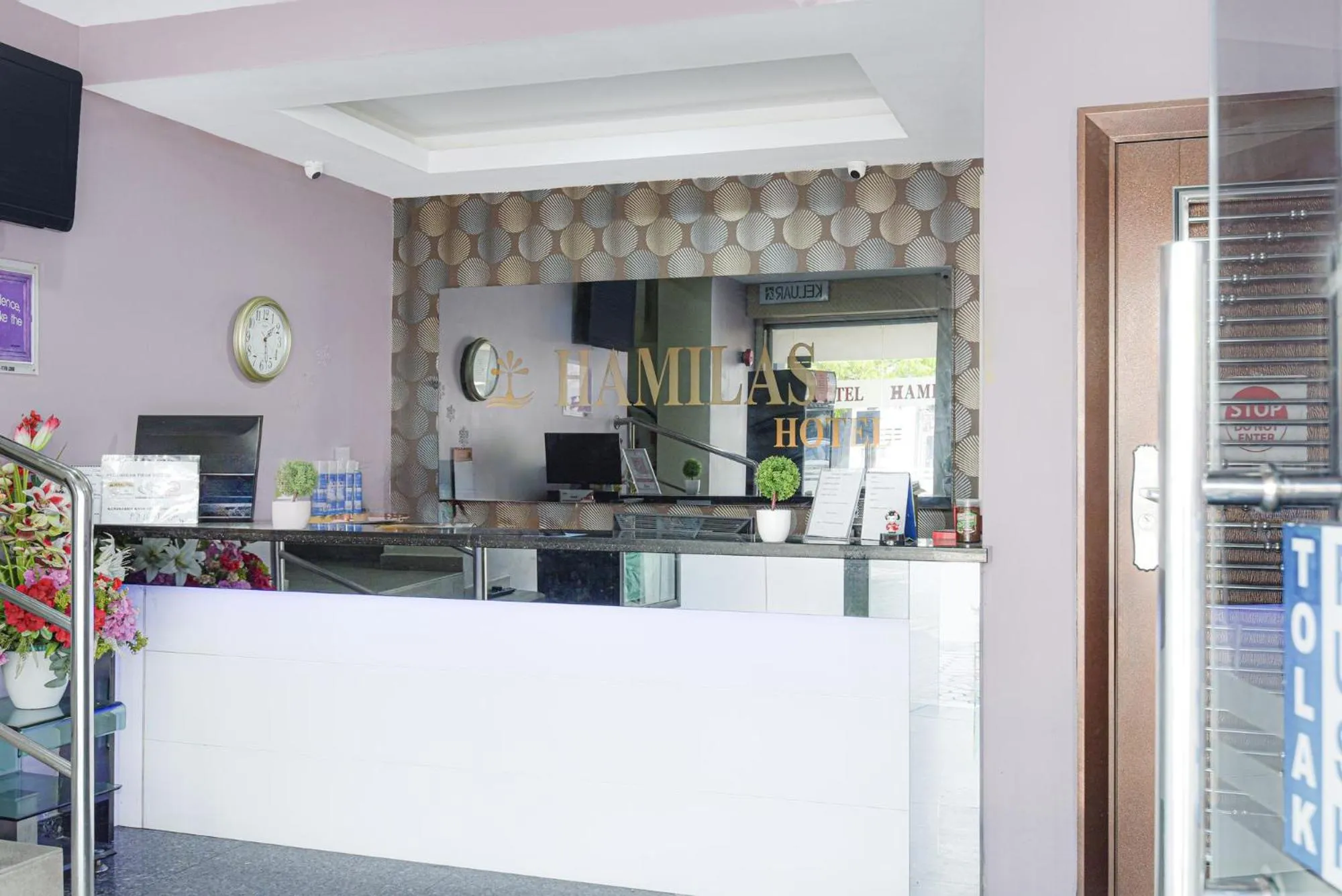 Lobby or reception in Hotel O Hotel Hamilas