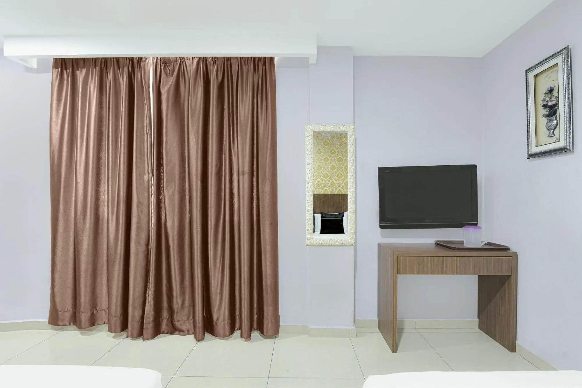 TV and multimedia in Hotel O Hotel Hamilas