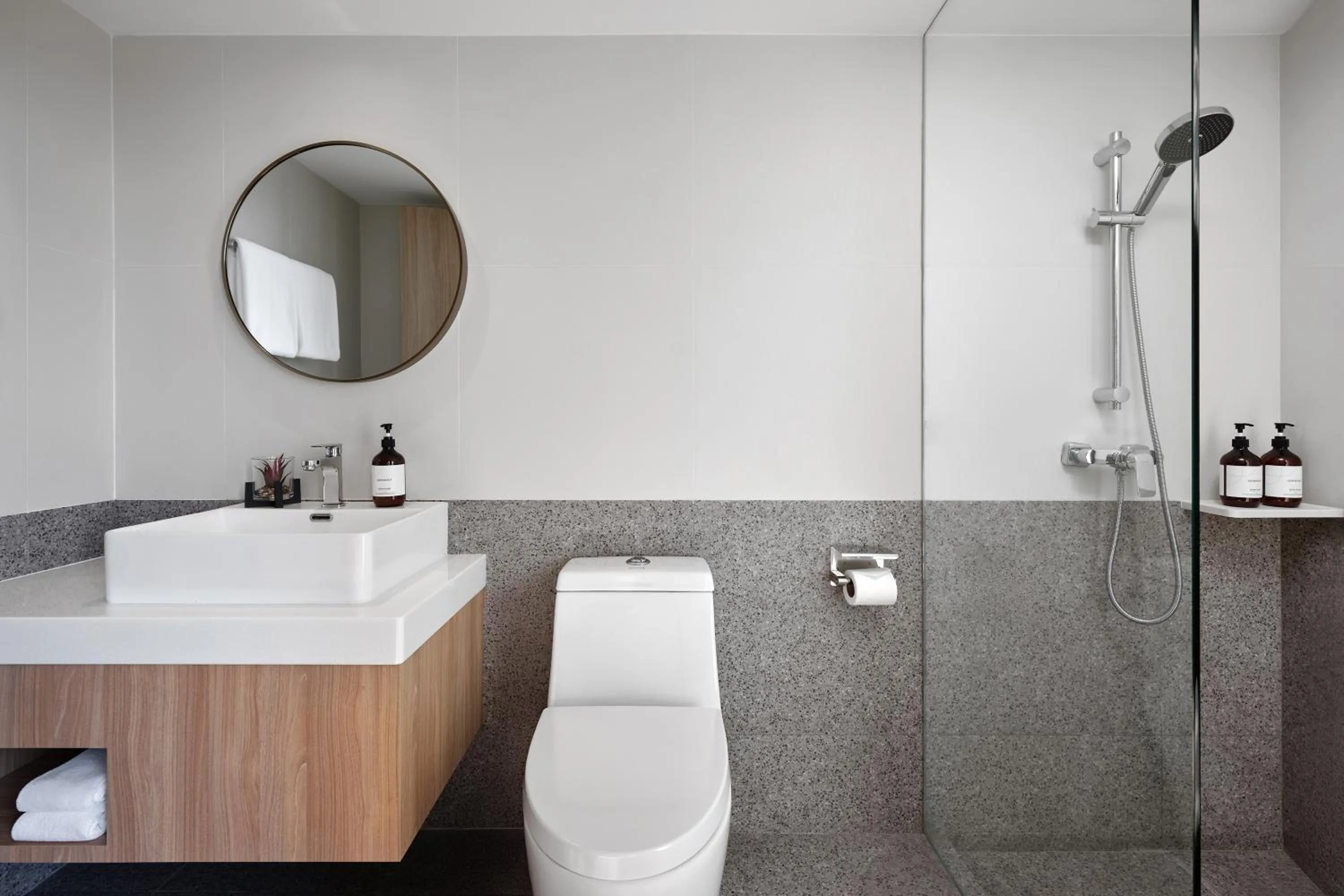 Toilet in Somerset Sukhumvit 71 Bangkok