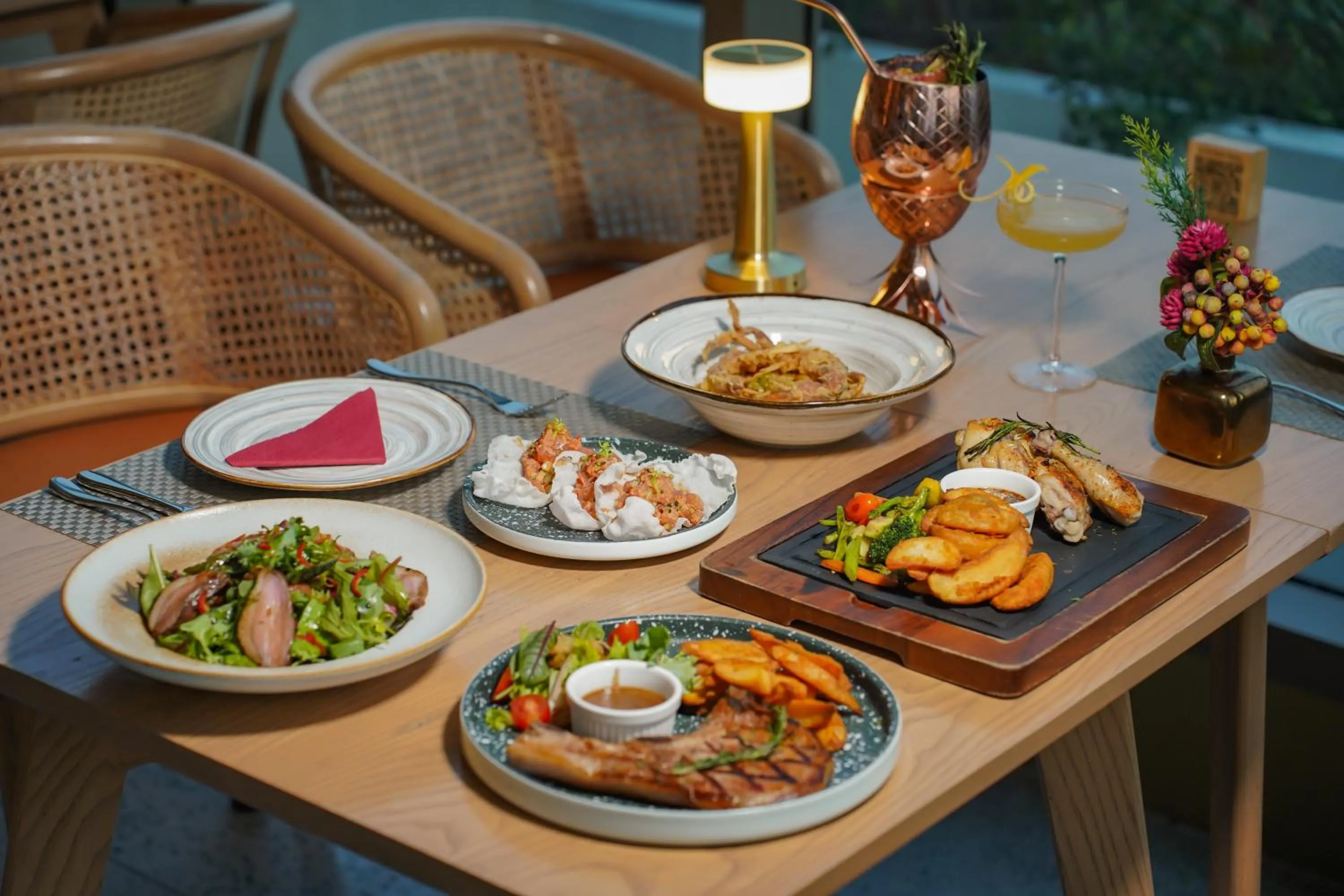 Restaurant/places to eat in Somerset Sukhumvit 71 Bangkok