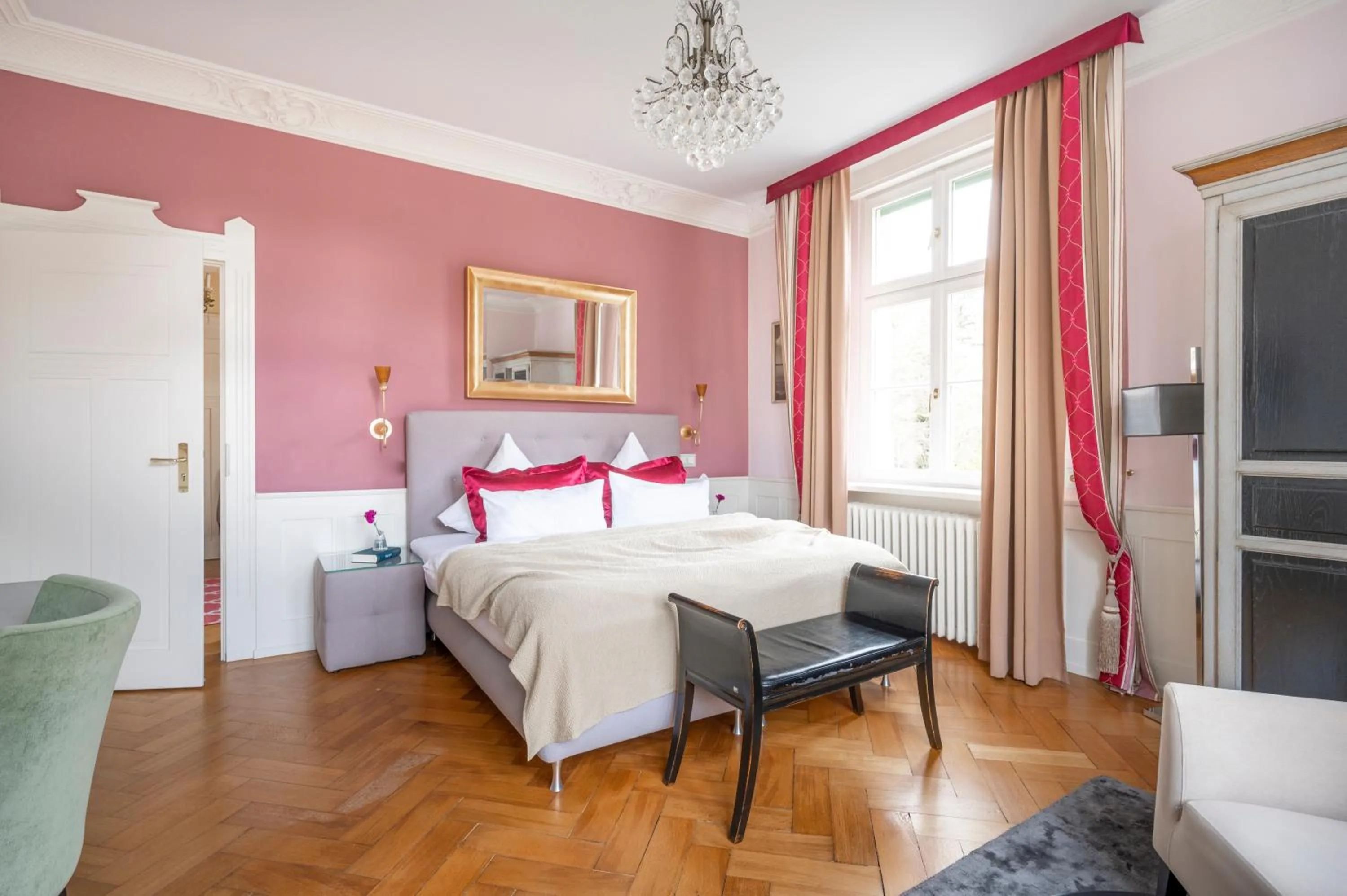 Bed in Hotel Garni Villa Rosengarten