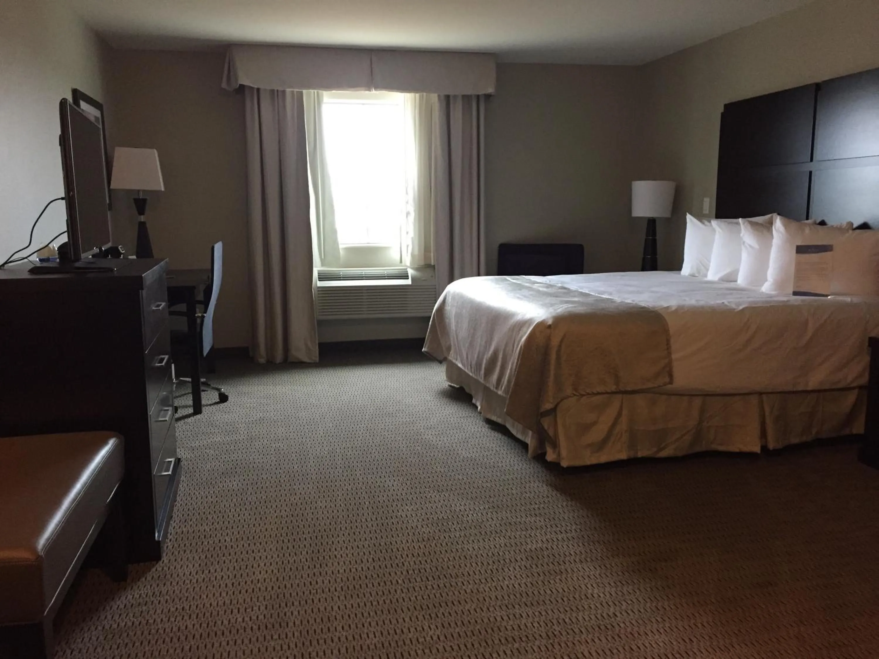 Bed in Baymont by Wyndham College Station