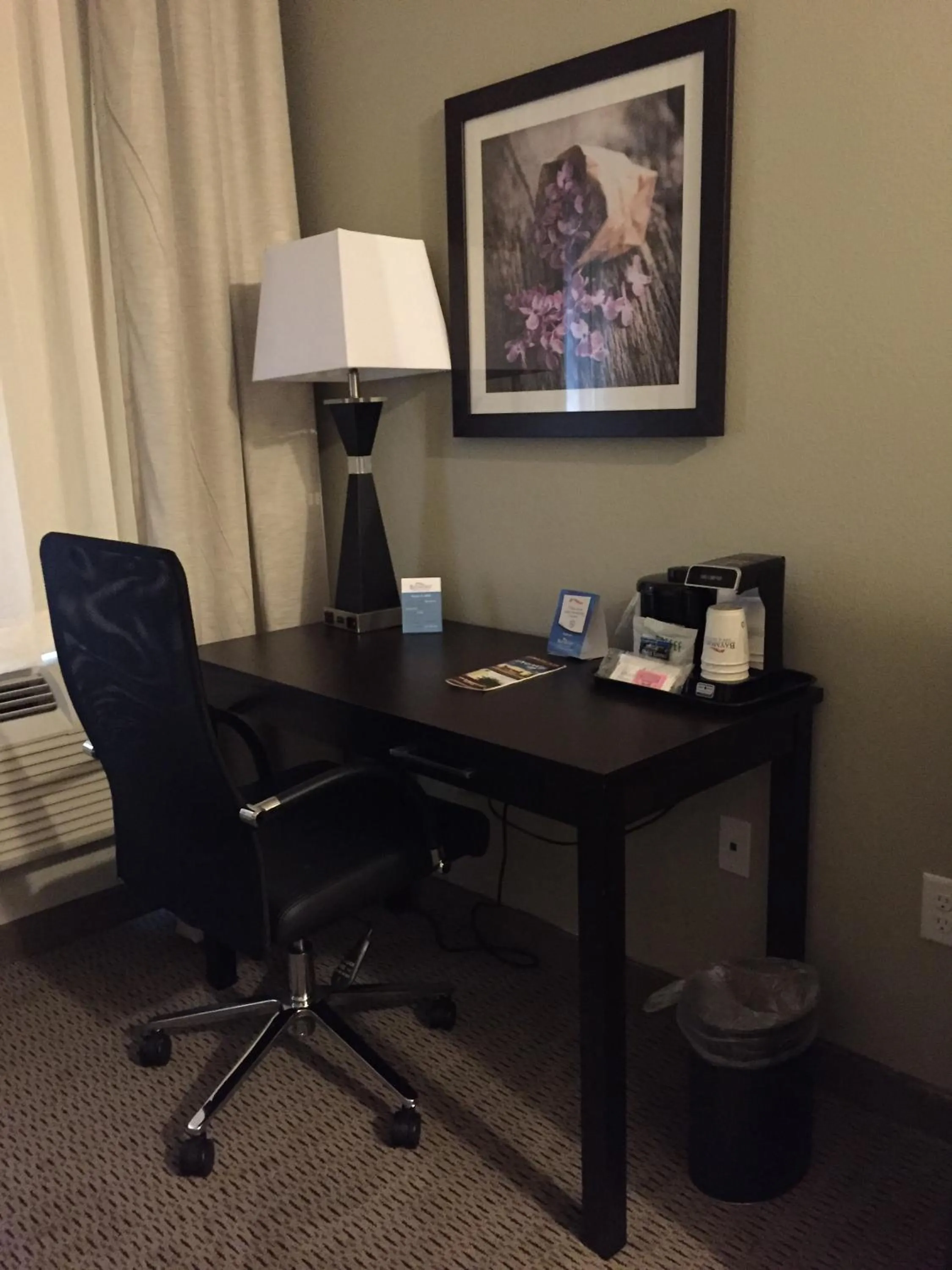 Seating area in Baymont by Wyndham College Station