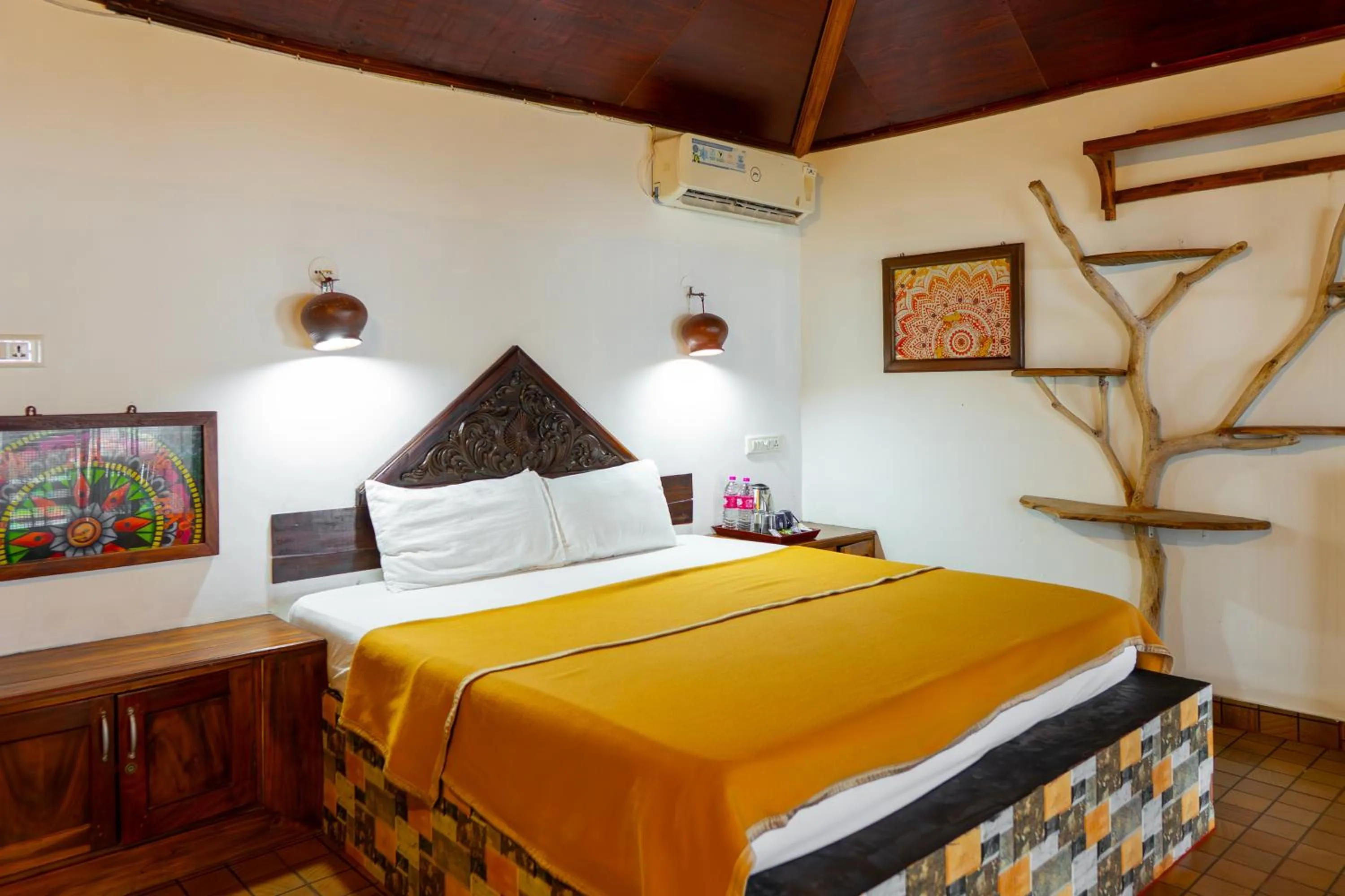 Cottage in Palm TreeHeritage Beach Resort