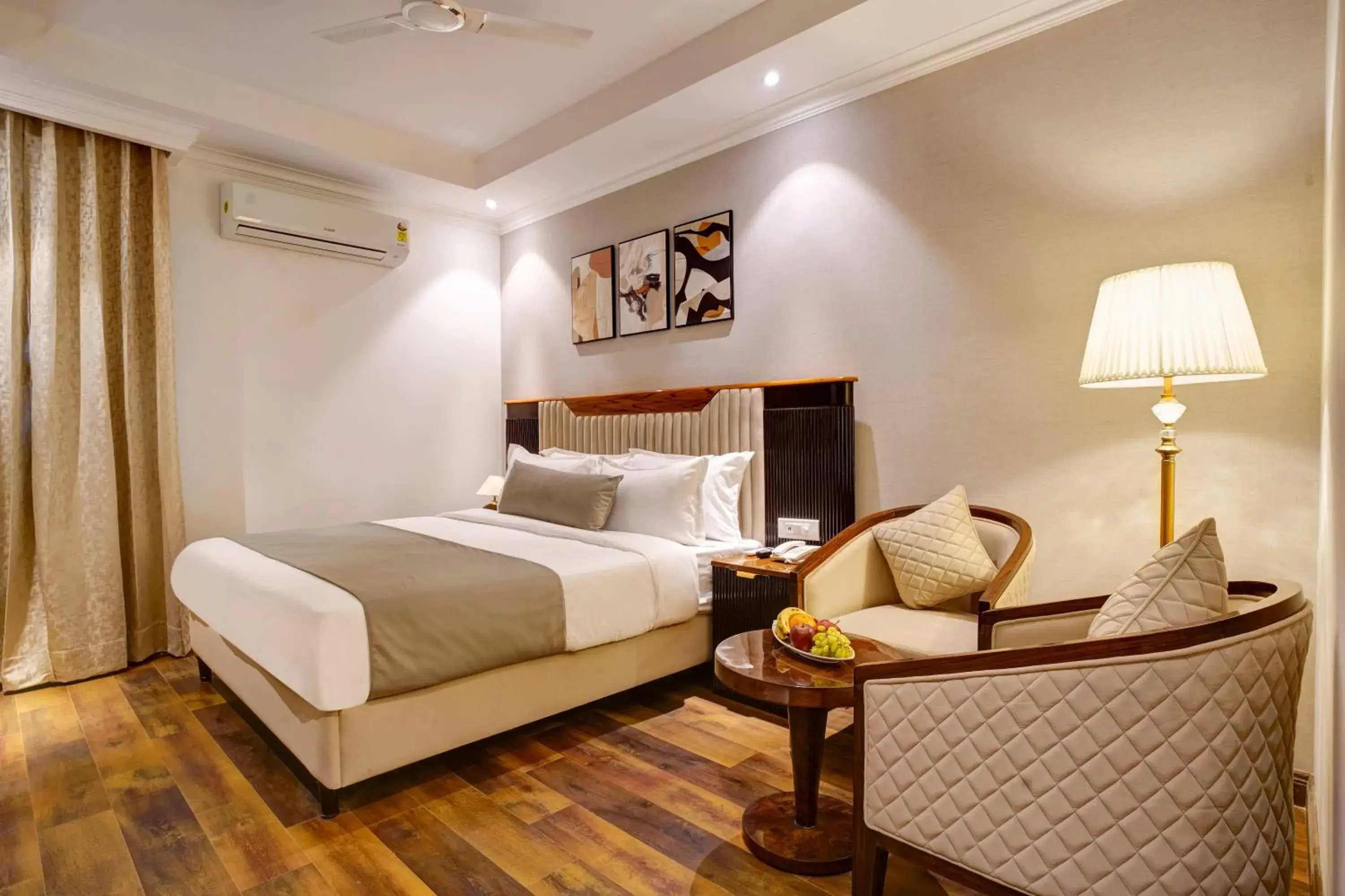 Deluxe Room in IVA Premium Delhi Airport - FREE Airport Pickup or Drop Deluxe Room in IVA Premium Delhi Airport - FREE Airport Pickup or Drop