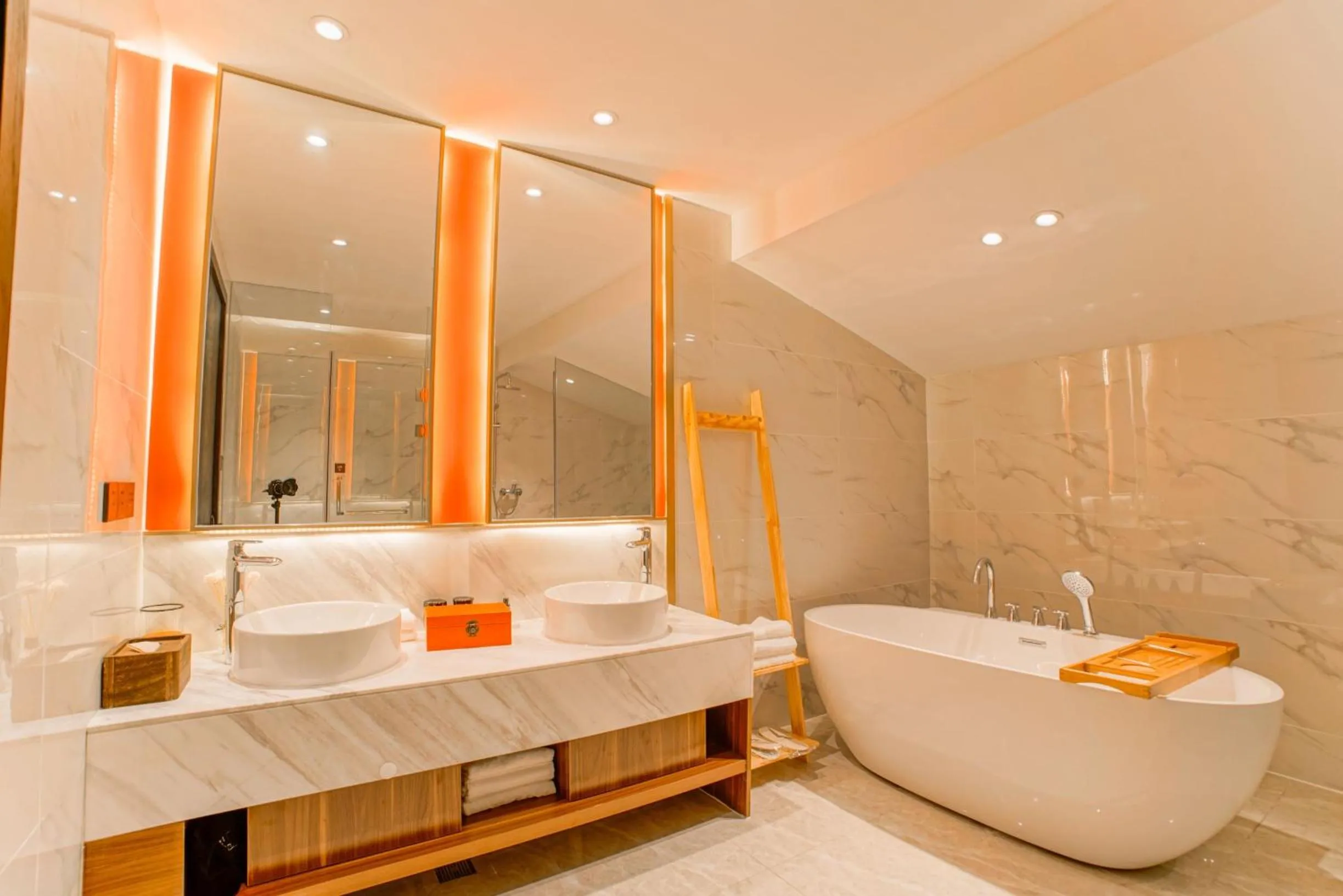 Shower in Xishang Yunjian Holiday Hotel