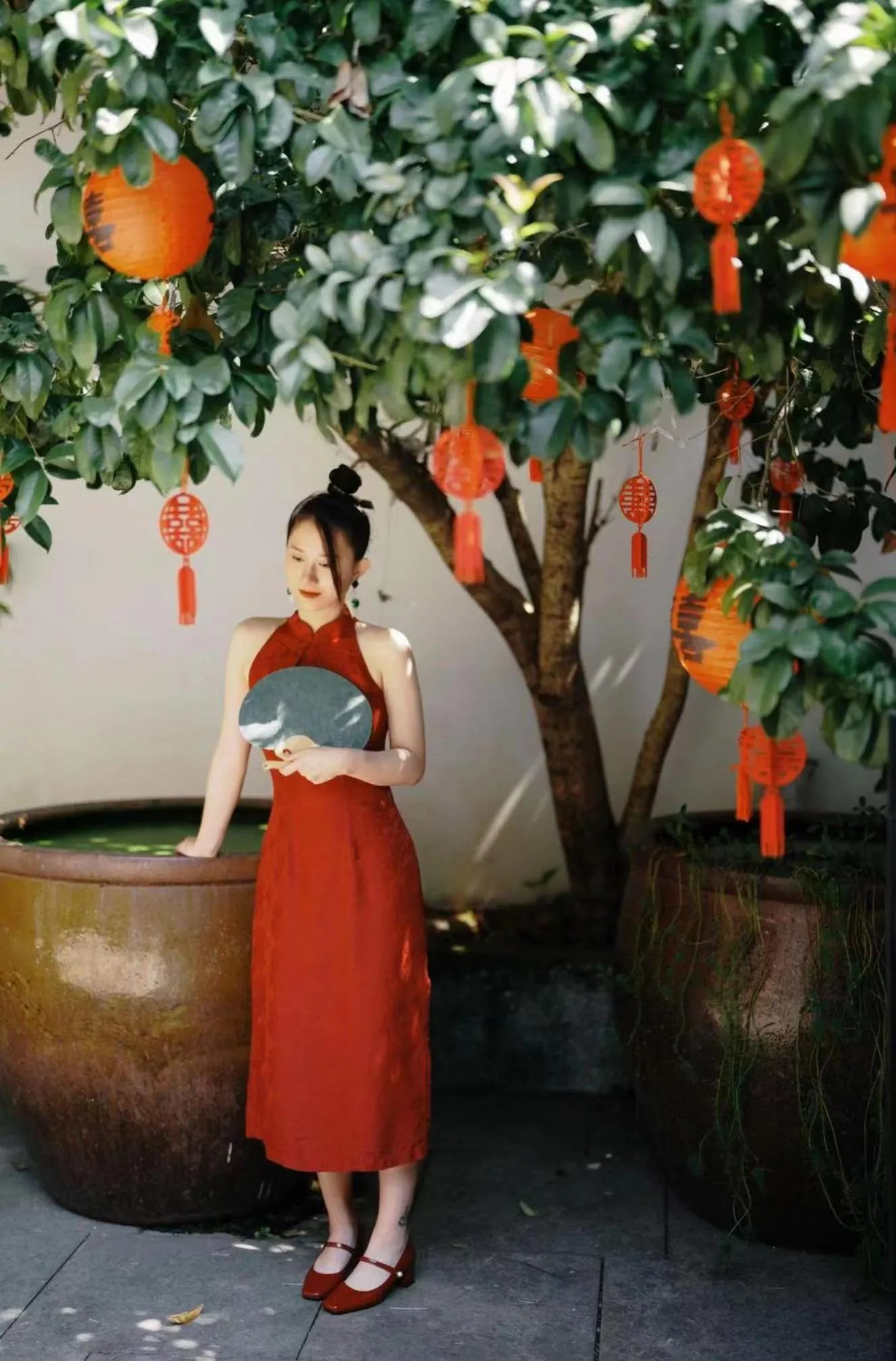 People in Xishang Yunjian Holiday Hotel