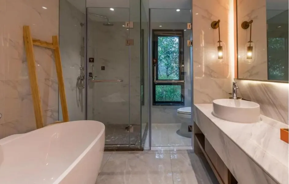 Shower in Xishang Yunjian Holiday Hotel