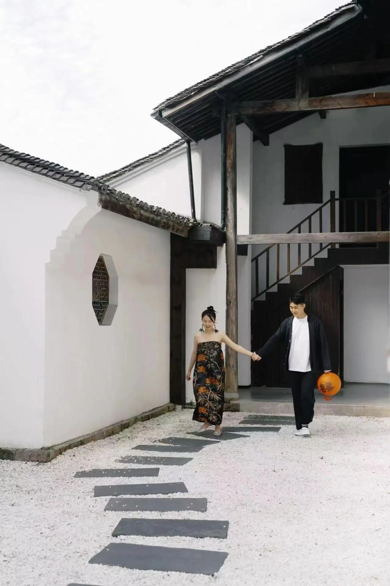 People in Xishang Yunjian Holiday Hotel