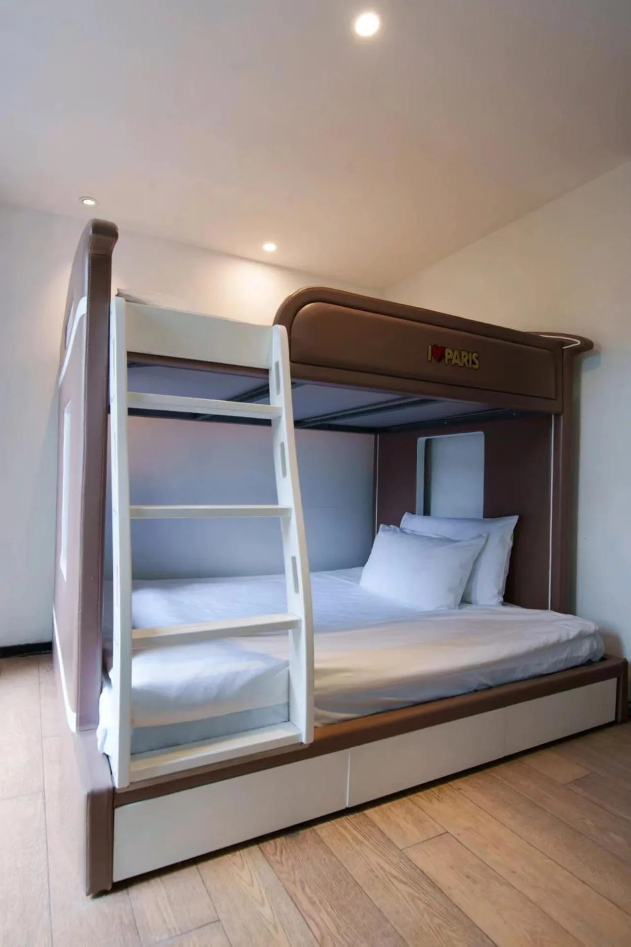 Bed in Xishang Yunjian Holiday Hotel
