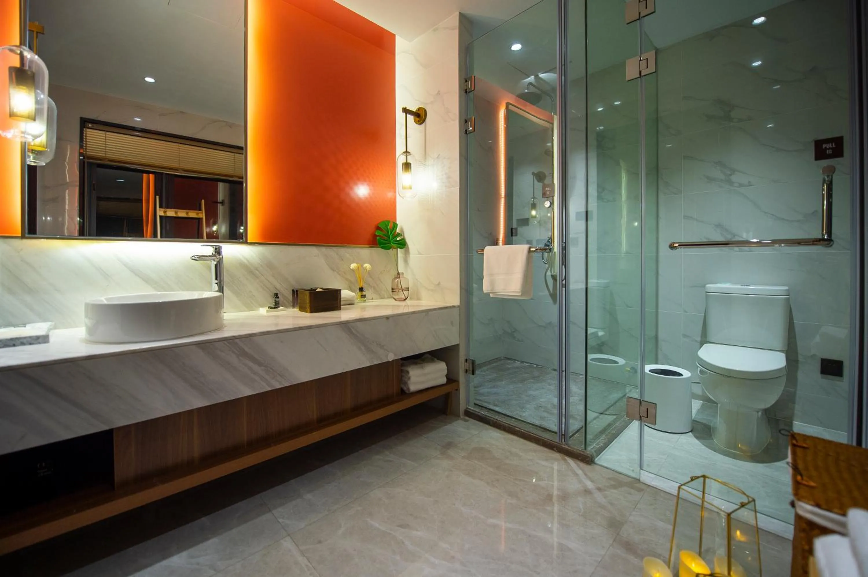 Shower in Xishang Yunjian Holiday Hotel