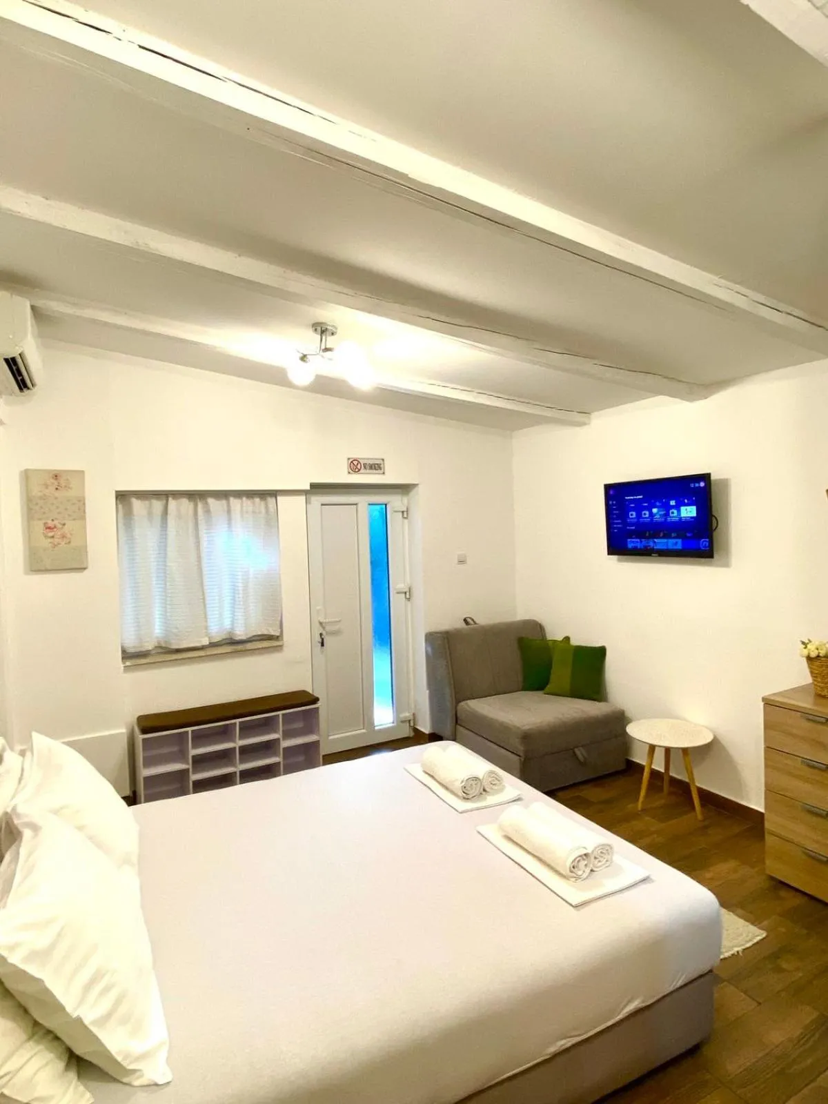Bed in Apartments Bajkovic