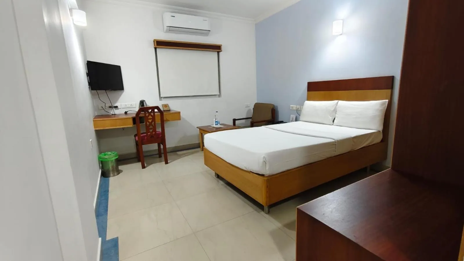 Bedroom, Bed in Hyson heritage calicut