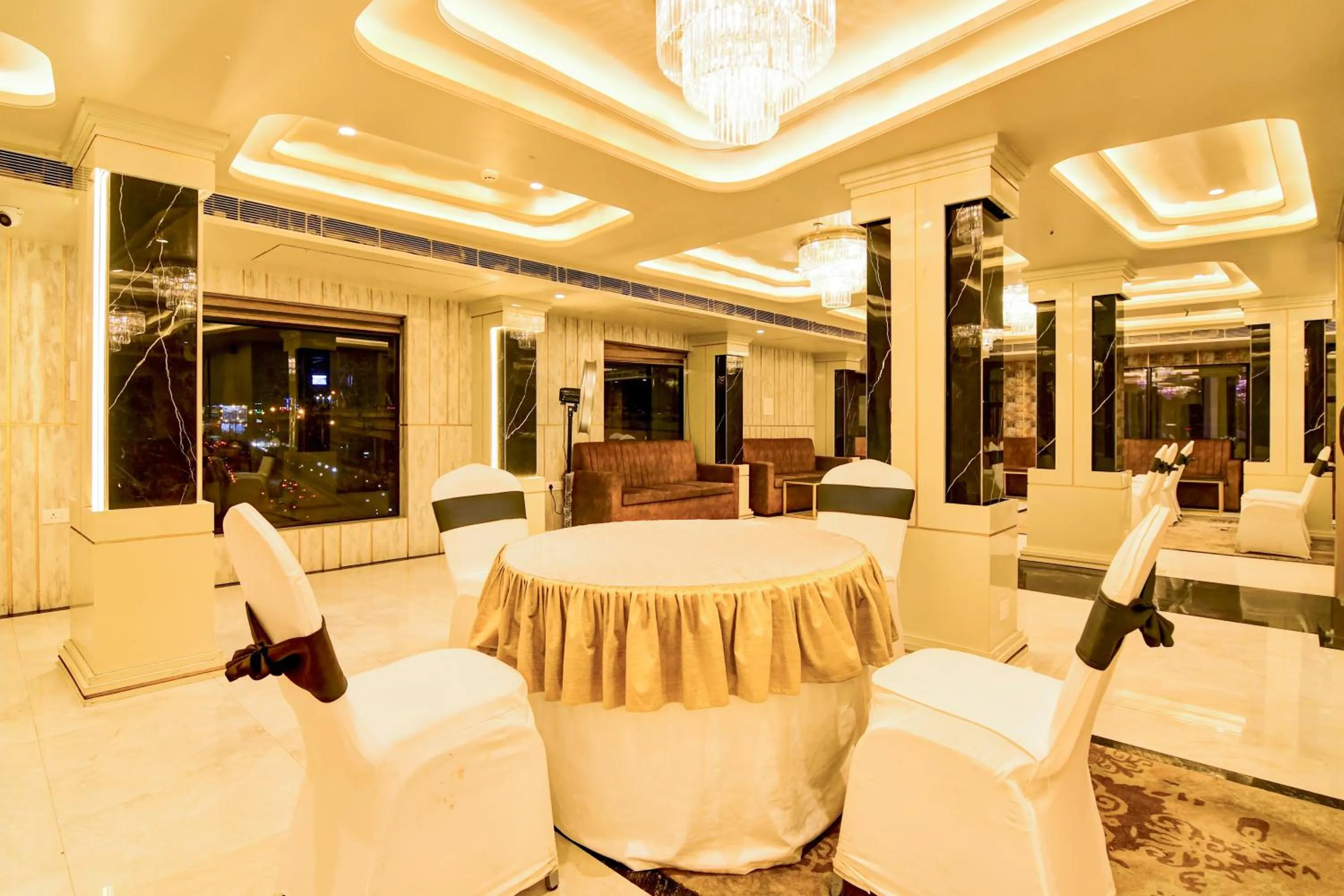 Banquet/Function facilities in Urban Cliff A Boutique Hotel